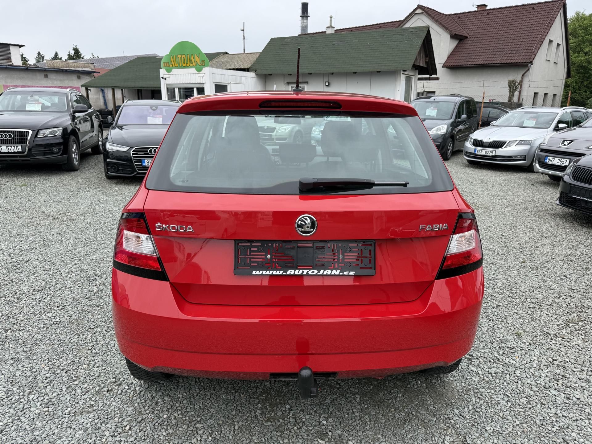 Škoda Fabia, 1.0 MPI Cool Plus - fotka 5