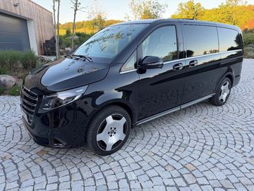 300d Exclusive L 4M