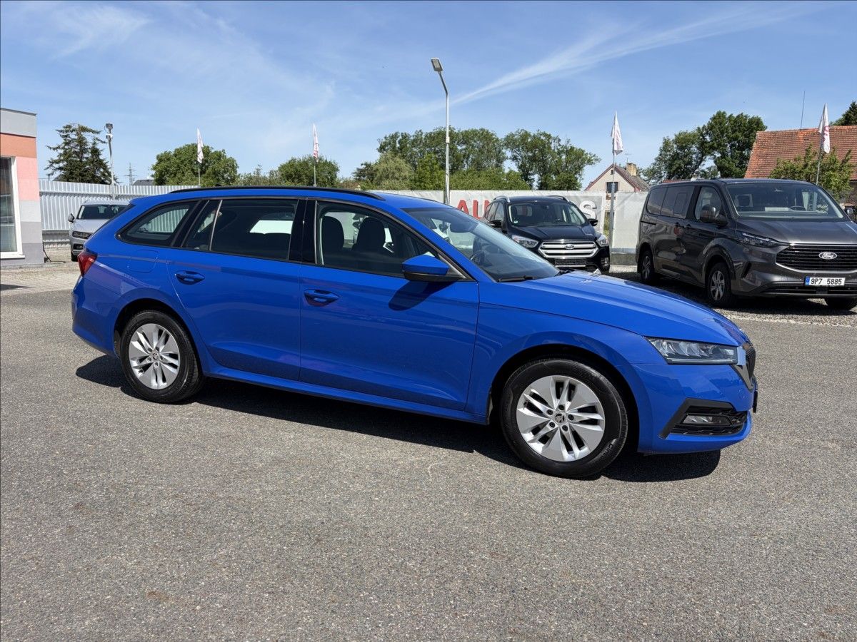 Škoda Octavia, 2,0 TDi LED,CarPlay,Temp,PDC, - fotka 3