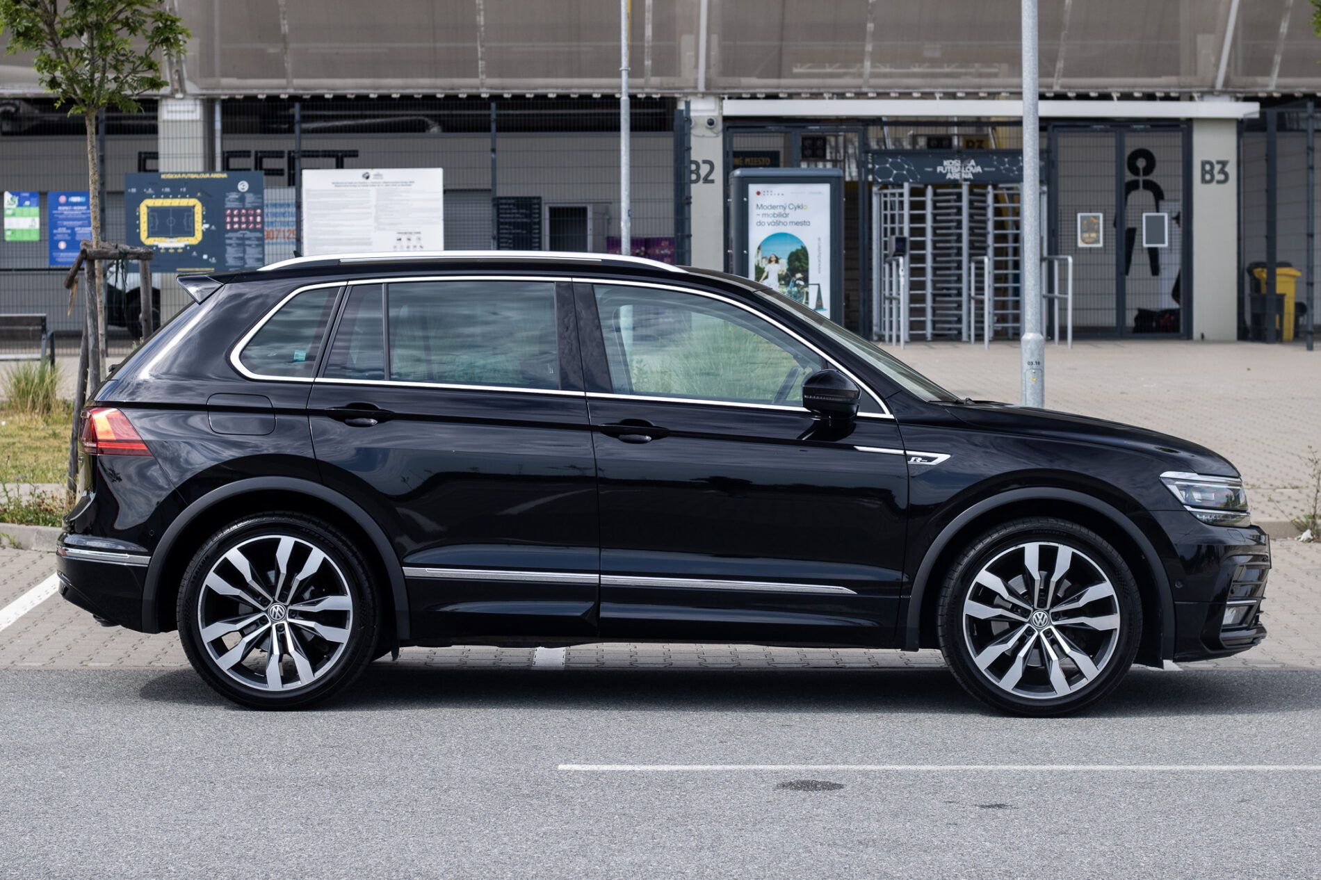 Volkswagen Tiguan - fotka 4