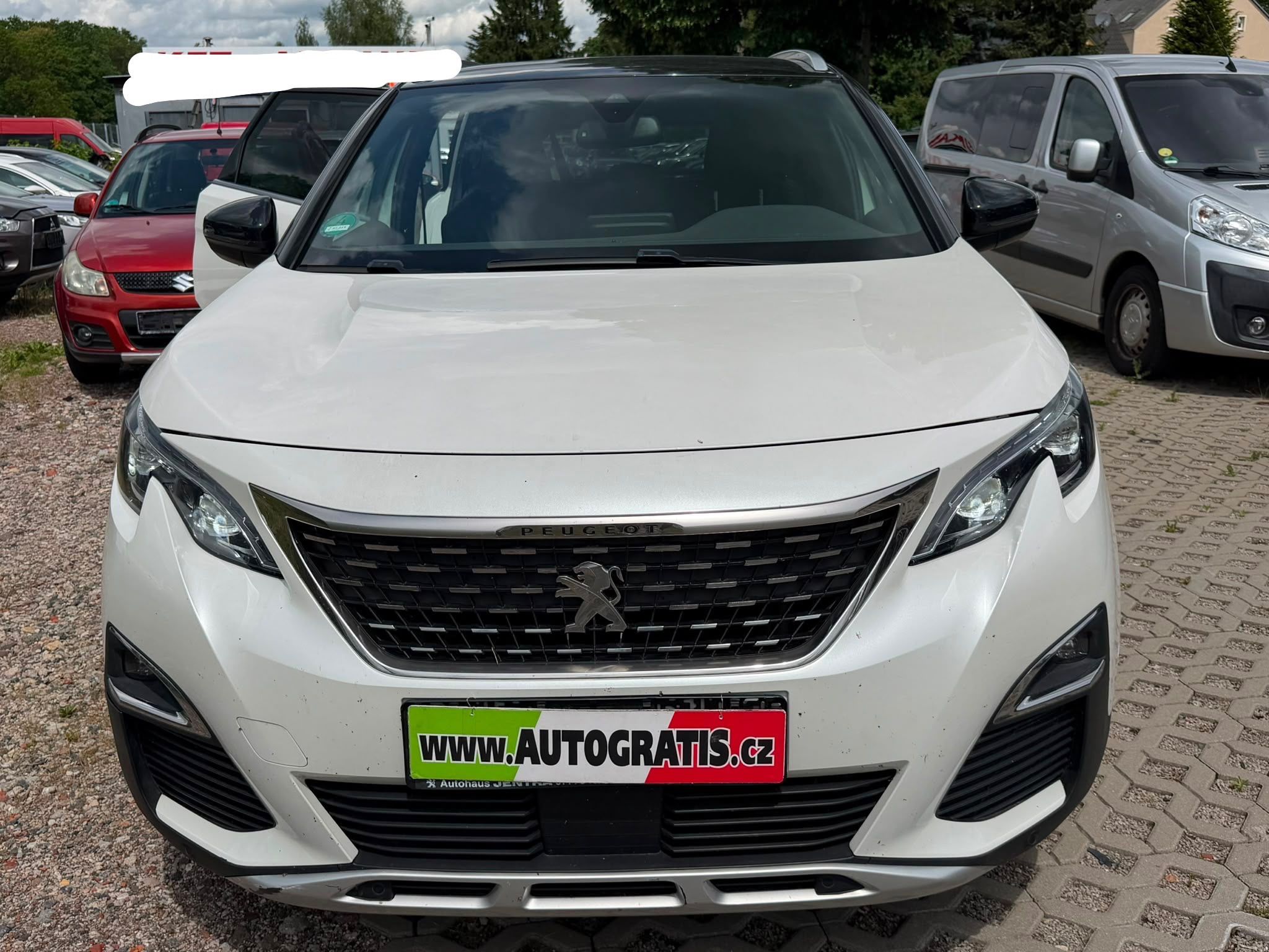 Peugeot 5008, 1.6i-121KW-GT.LINE-BÍLÁ-PERLA - fotka 2