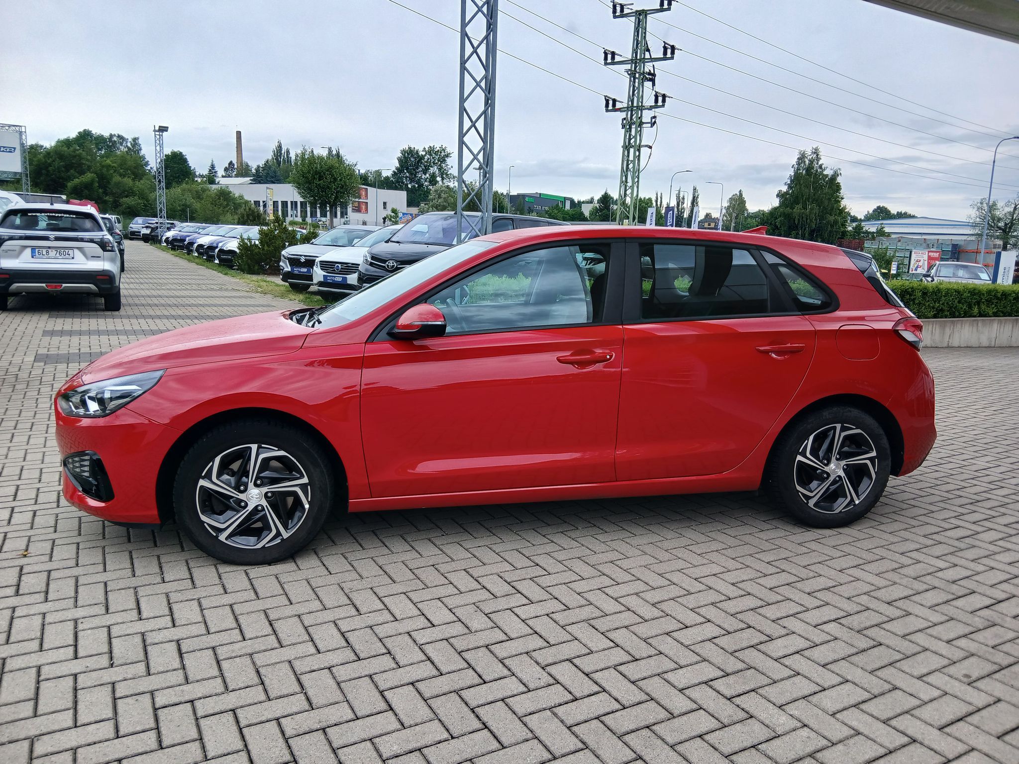 Hyundai i30, 1.5 DPI 110k Comfort - fotka 3