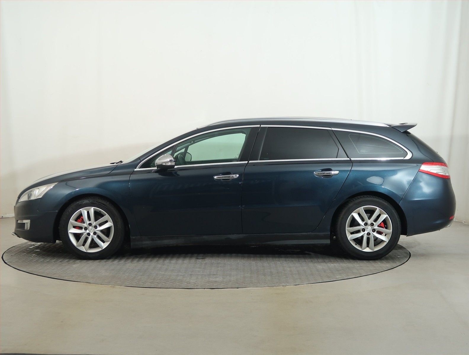 Peugeot 508, 2.0 HDi, Automat, Navi - fotka 3