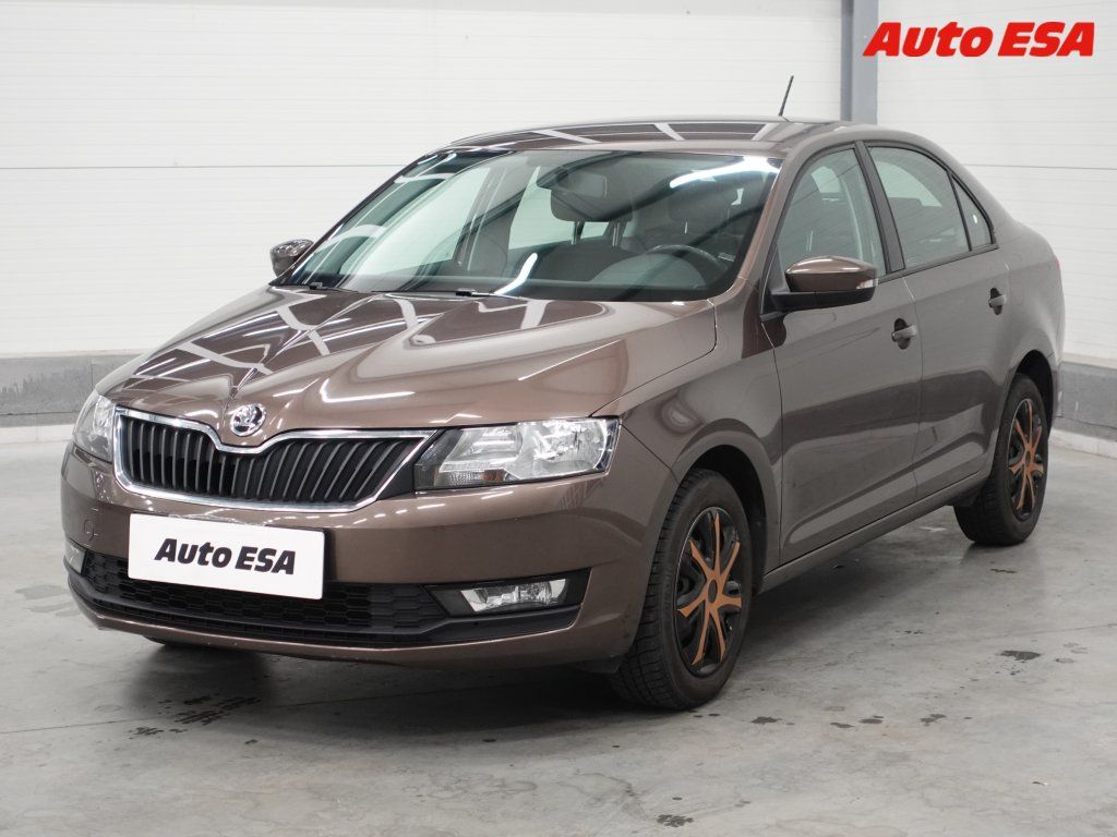 Škoda Rapid, 1.0 TSI,ČR,autoAC - fotka 3