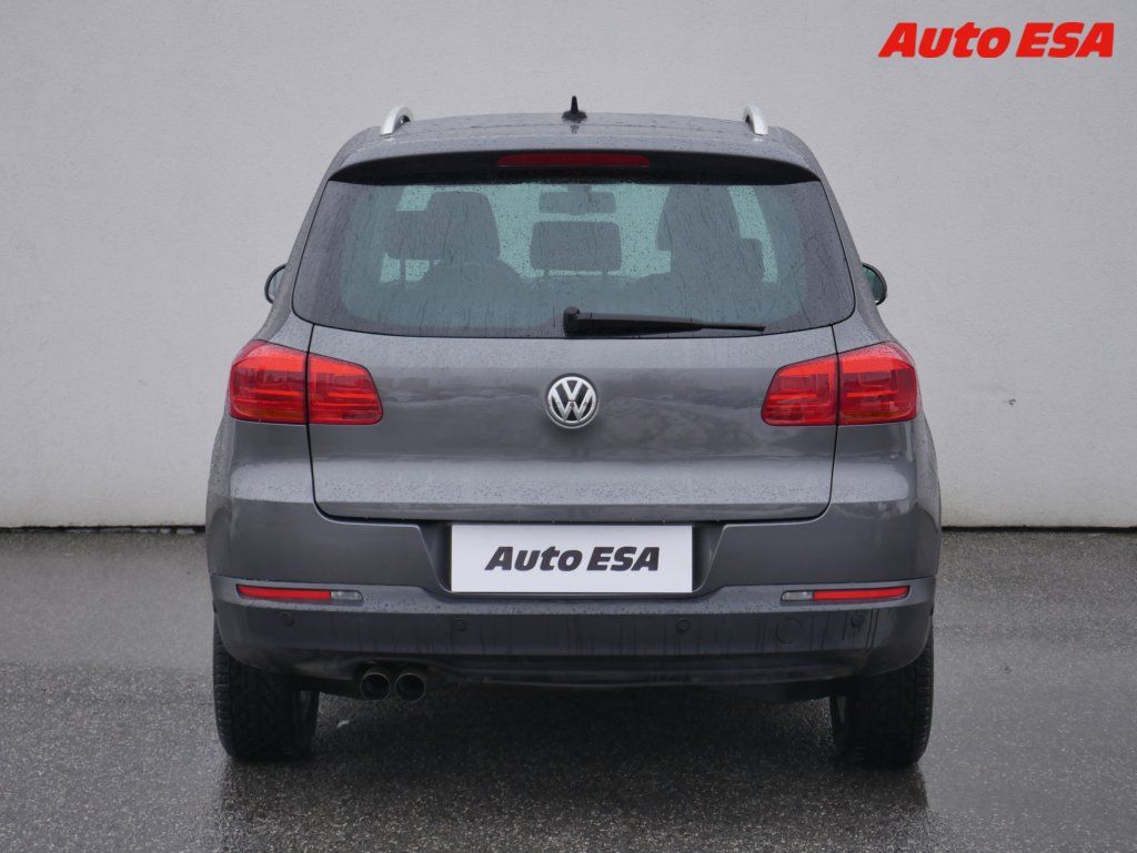 Volkswagen Tiguan, 2.0TDi 4x4,DSG,park.asist - fotka 5