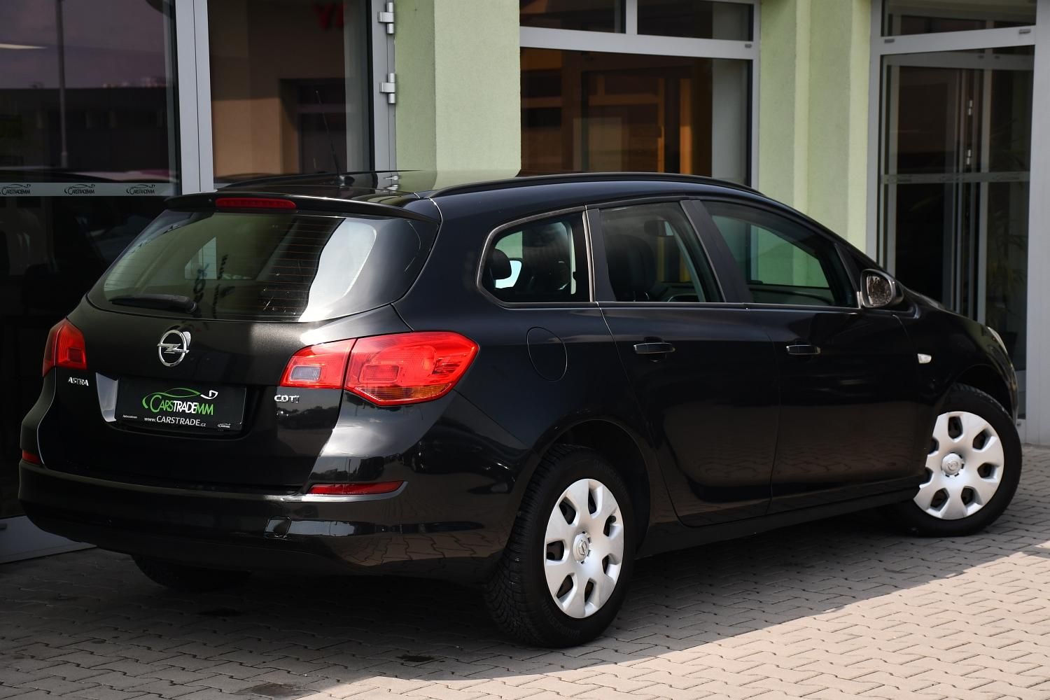 Opel Astra, 1.7CDTi SPORTS TOURER - fotka 4