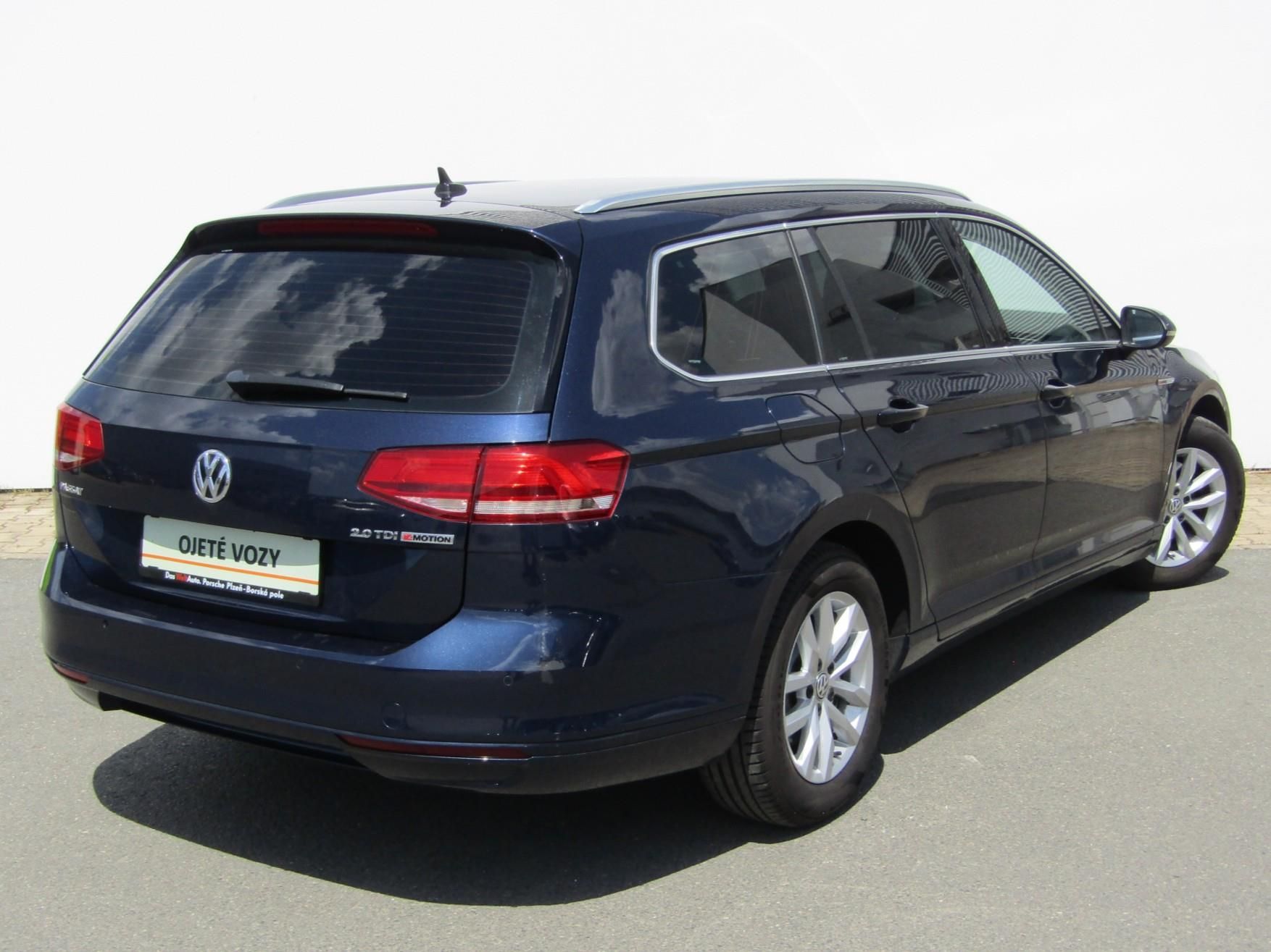 Volkswagen Passat, Variant 2,0 TDI 110KW 4MOTION - fotka 2