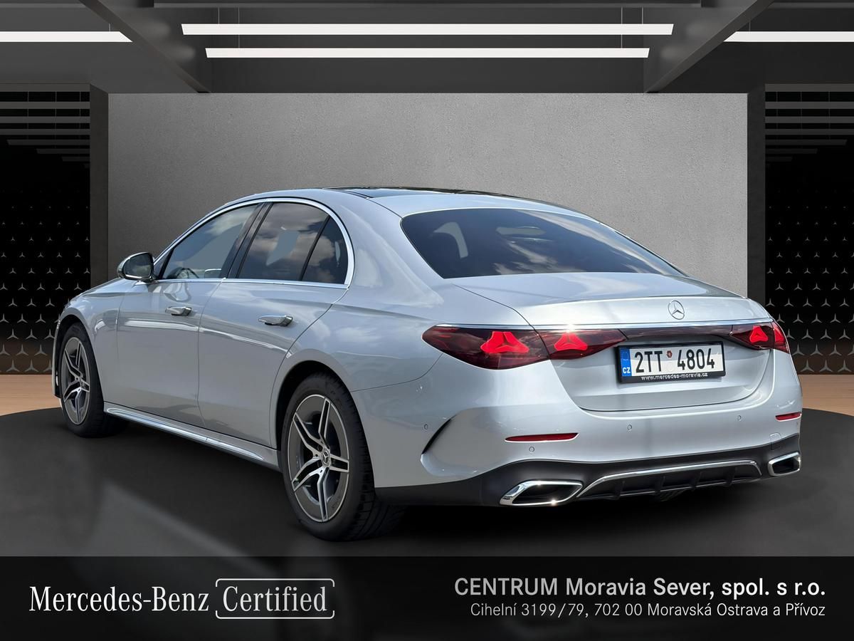 Mercedes-Benz Třídy E, E 220d 4M, 1 majitel - fotka 3