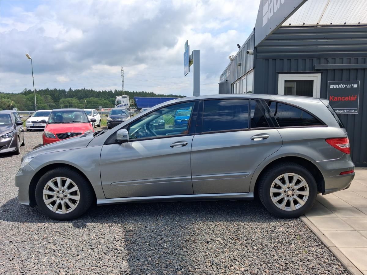 Mercedes-Benz Třídy R, 3,0 350CDi, 4x4 - fotka 4