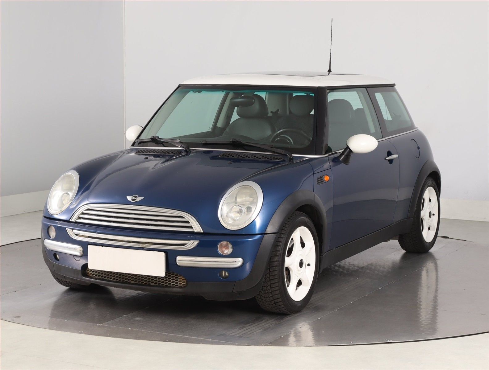 Mini Cooper, Cooper, polokůže, zamluveno - fotka 2