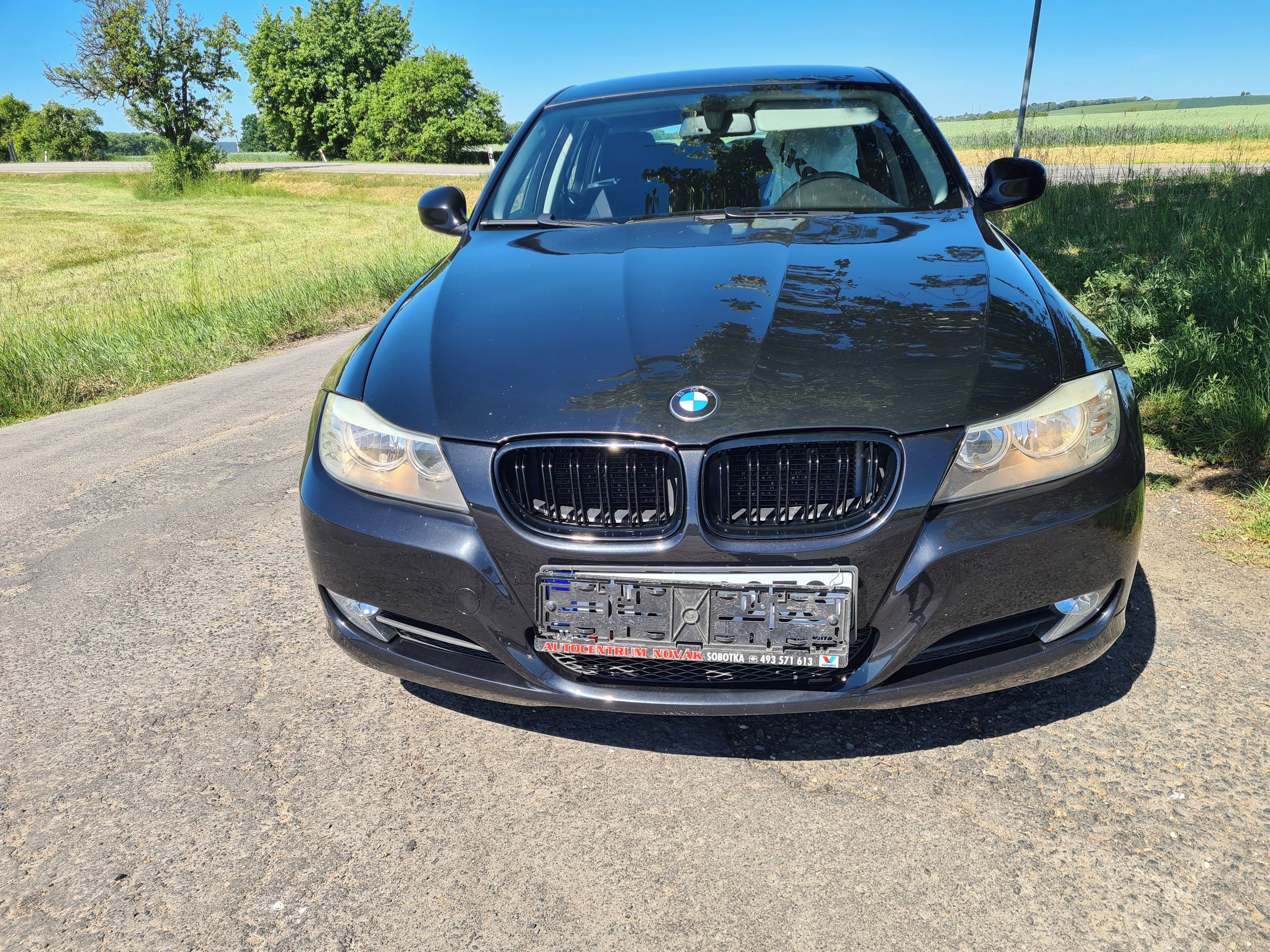 BMW Řada 3, 320d E91_130 kW Facelift - fotka 2