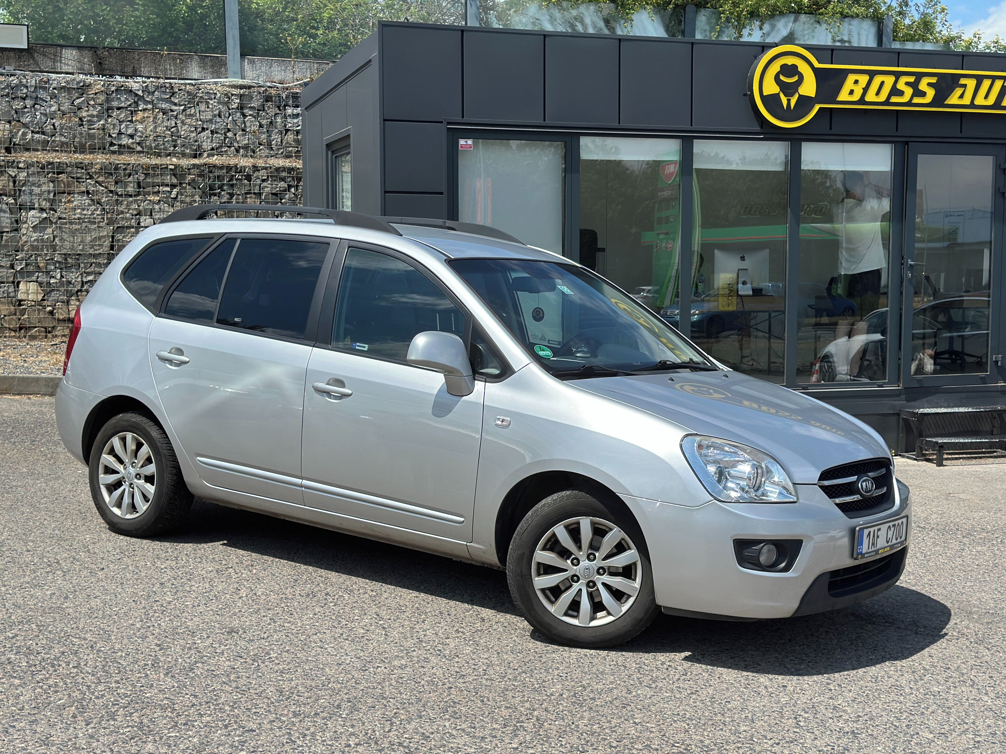 Kia Carens, Kia Carens 2010