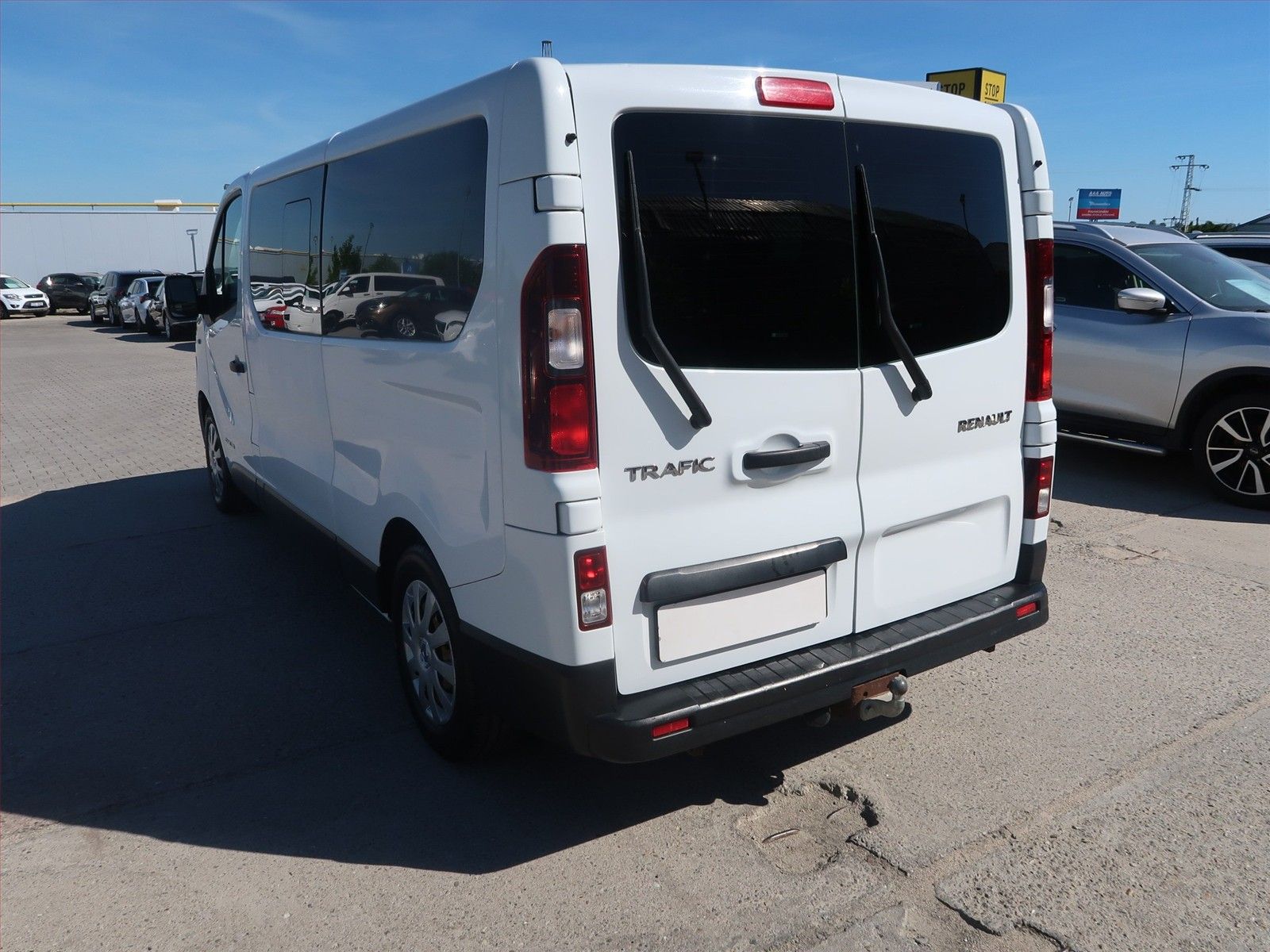 Renault Trafic, 1.6 dCi, Bus, 9Míst, Klima, ČR - fotka 3