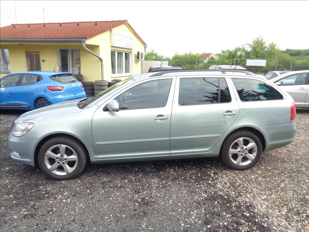 Škoda Octavia, 1,4 - fotka 4