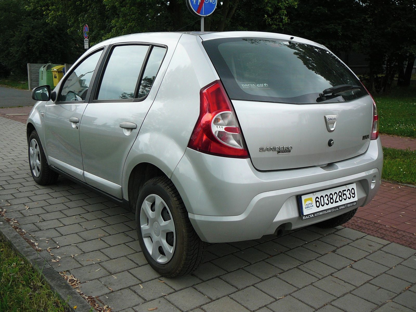 Dacia Sandero, 14MPI 1MAJ ČR - fotka 4