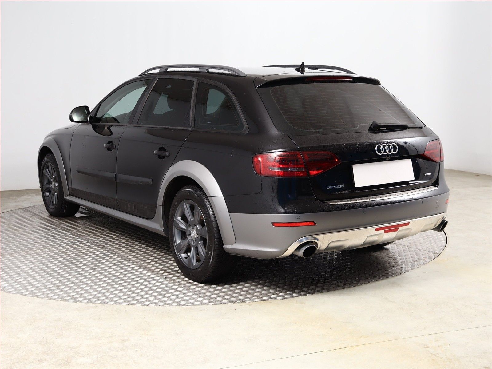 Audi A4 allroad, 2.0 TFSI, 4X4, Automat, Kůže - fotka 4