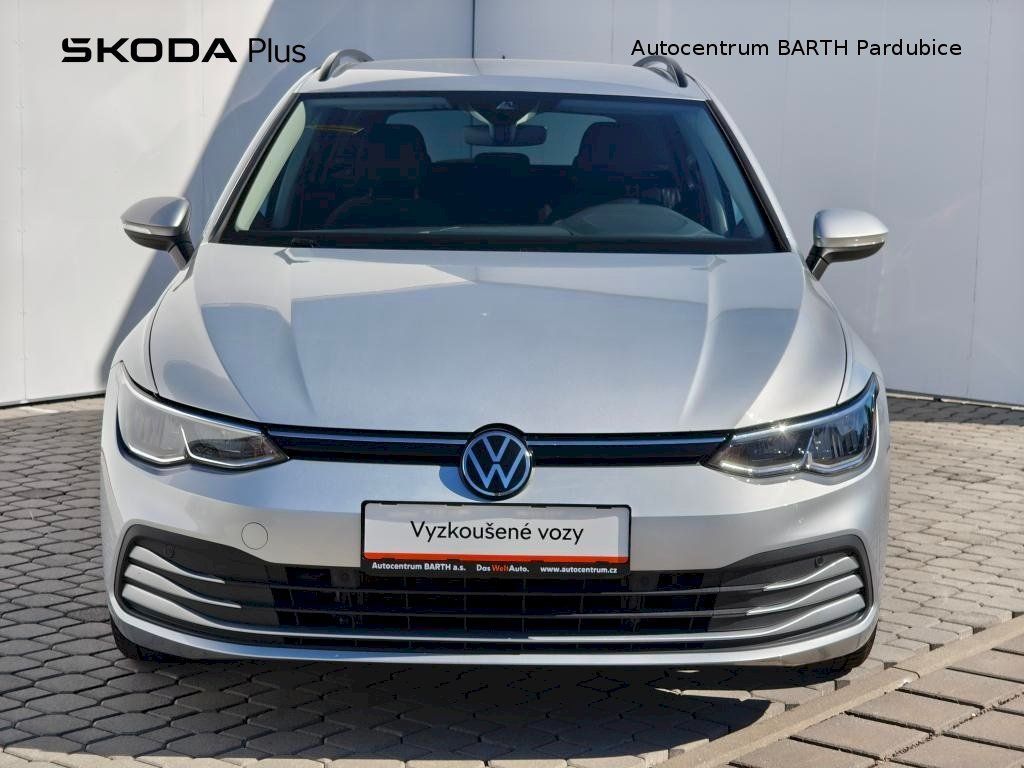 Volkswagen Golf, Variant / 1,5 eTSI / 110 kW / - fotka 4
