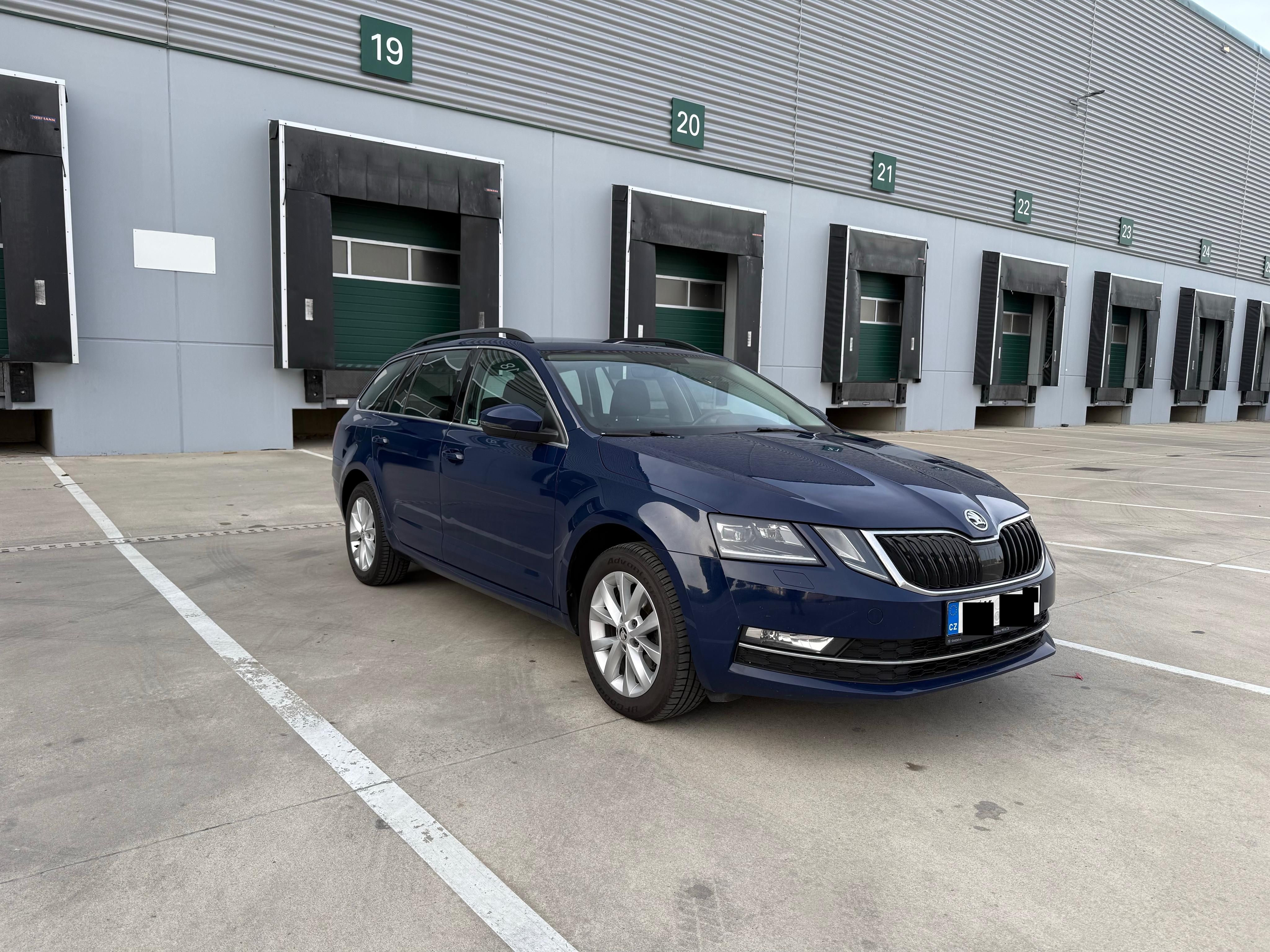 Škoda Octavia, 1.6 TDI 85 KW KOMBI FACELIFT - fotka 3