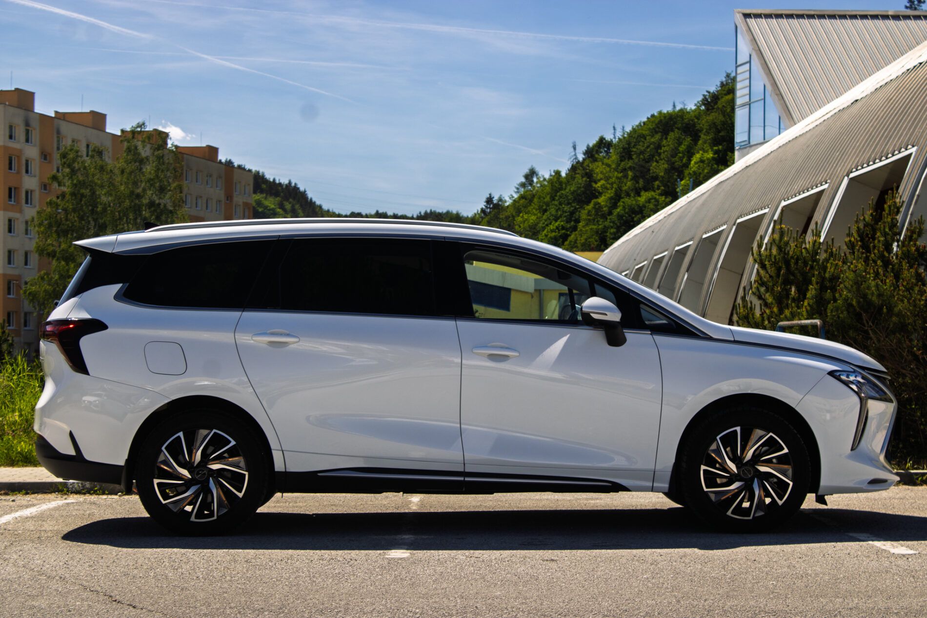 Dongfeng U-Tour - fotka 4