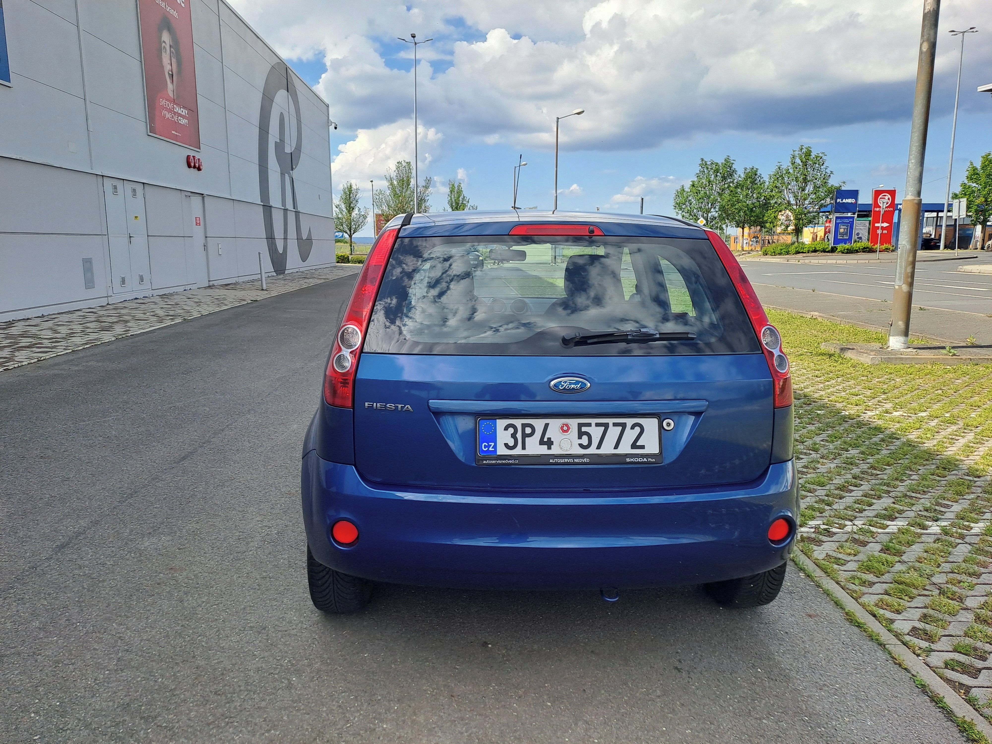 Ford Fiesta, 1.3i 1.MAJ EXTRA PĚKNÉ,TOP - fotka 6