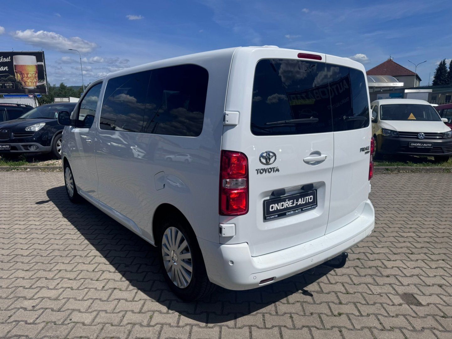 Toyota Proace Verso, 1,6D 85 KW 9 MÍST TAŽNÉ STK - fotka 4
