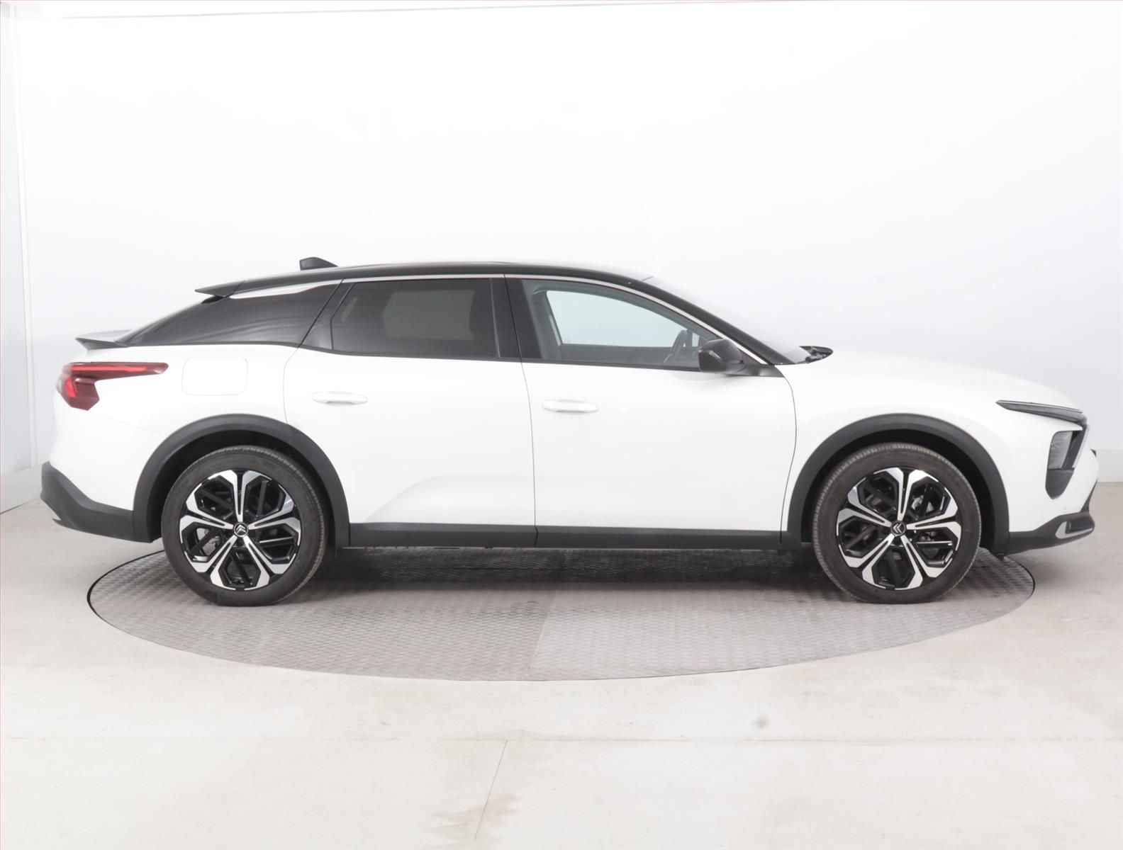 Citroën C5 X, 1.2 PureTech, Automat, Kůže - fotka 6