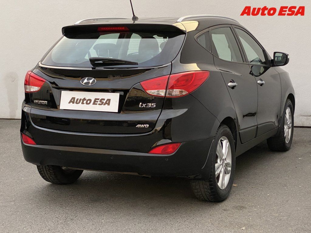 Hyundai ix35, 2.0 i,AT - fotka 4