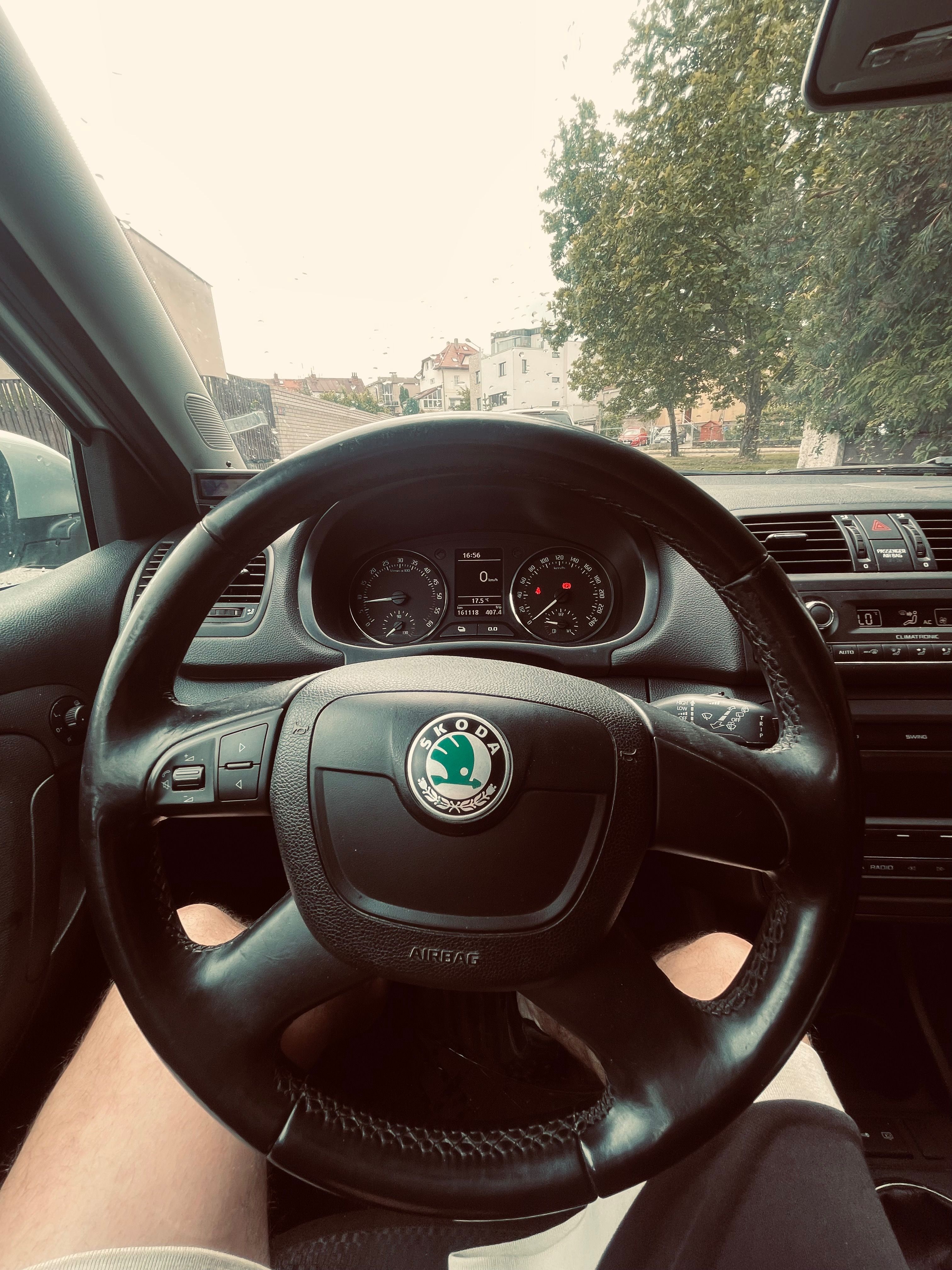 Škoda Fabia, 1.6 - fotka 2