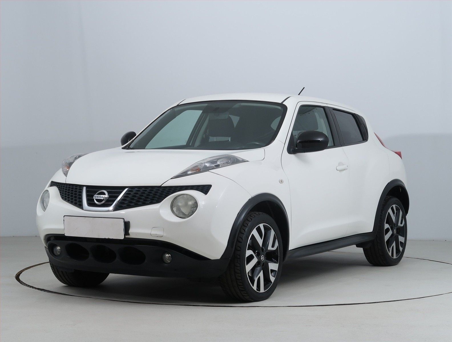 Nissan Juke, 1.6 i, Automat, Navi - fotka 2