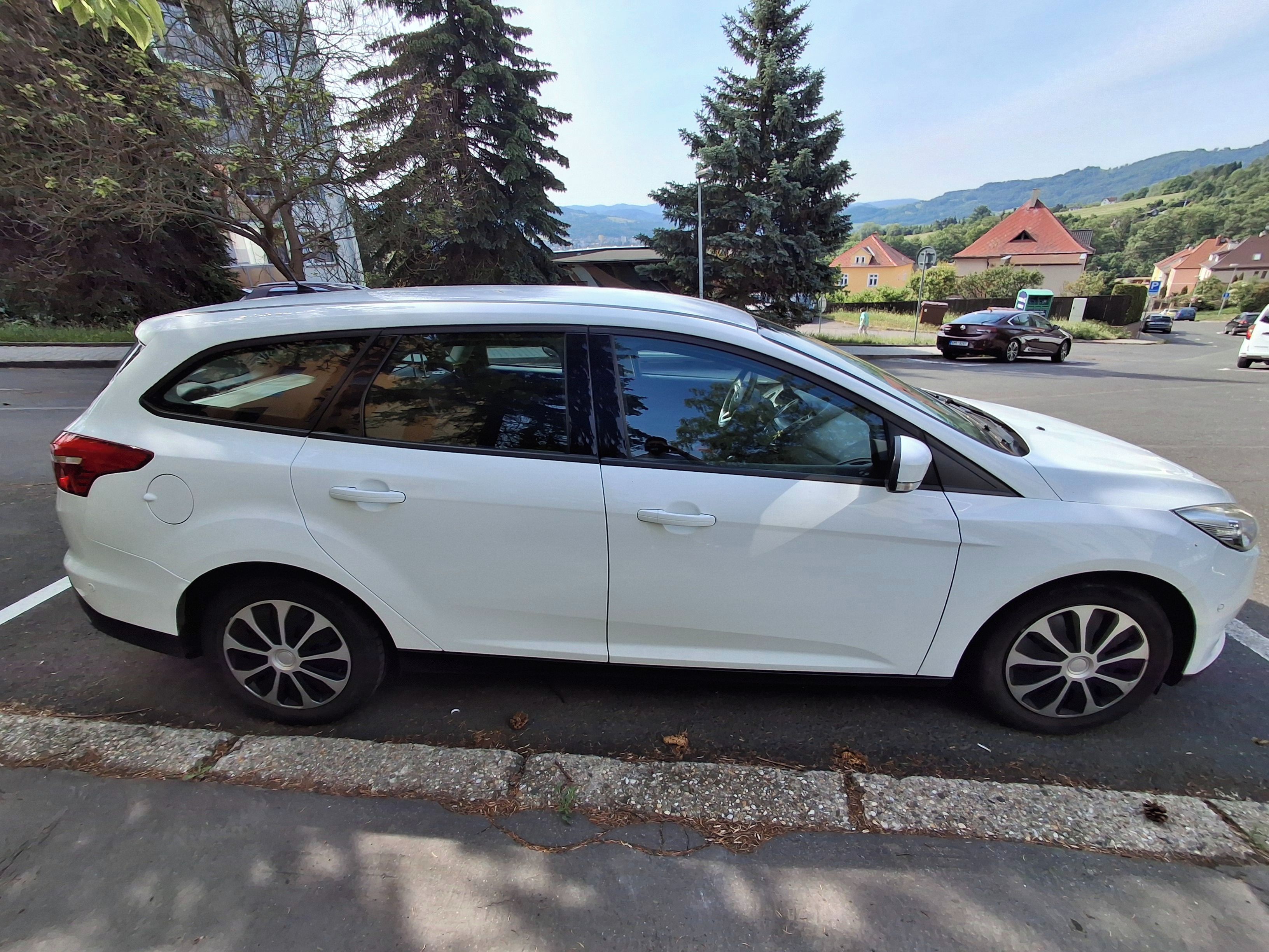 Ford Focus, Focus COMBI 1.5 TDCI - fotka 3