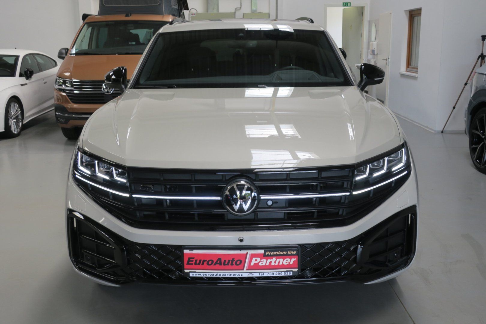 Volkswagen Touareg, NEW Final Edition R Line 210kW - fotka 6