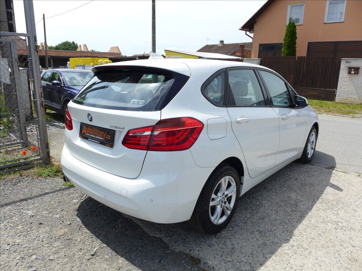 BMW Řada 2, 1,5 216D  ACTIVE TOURER - fotka 6