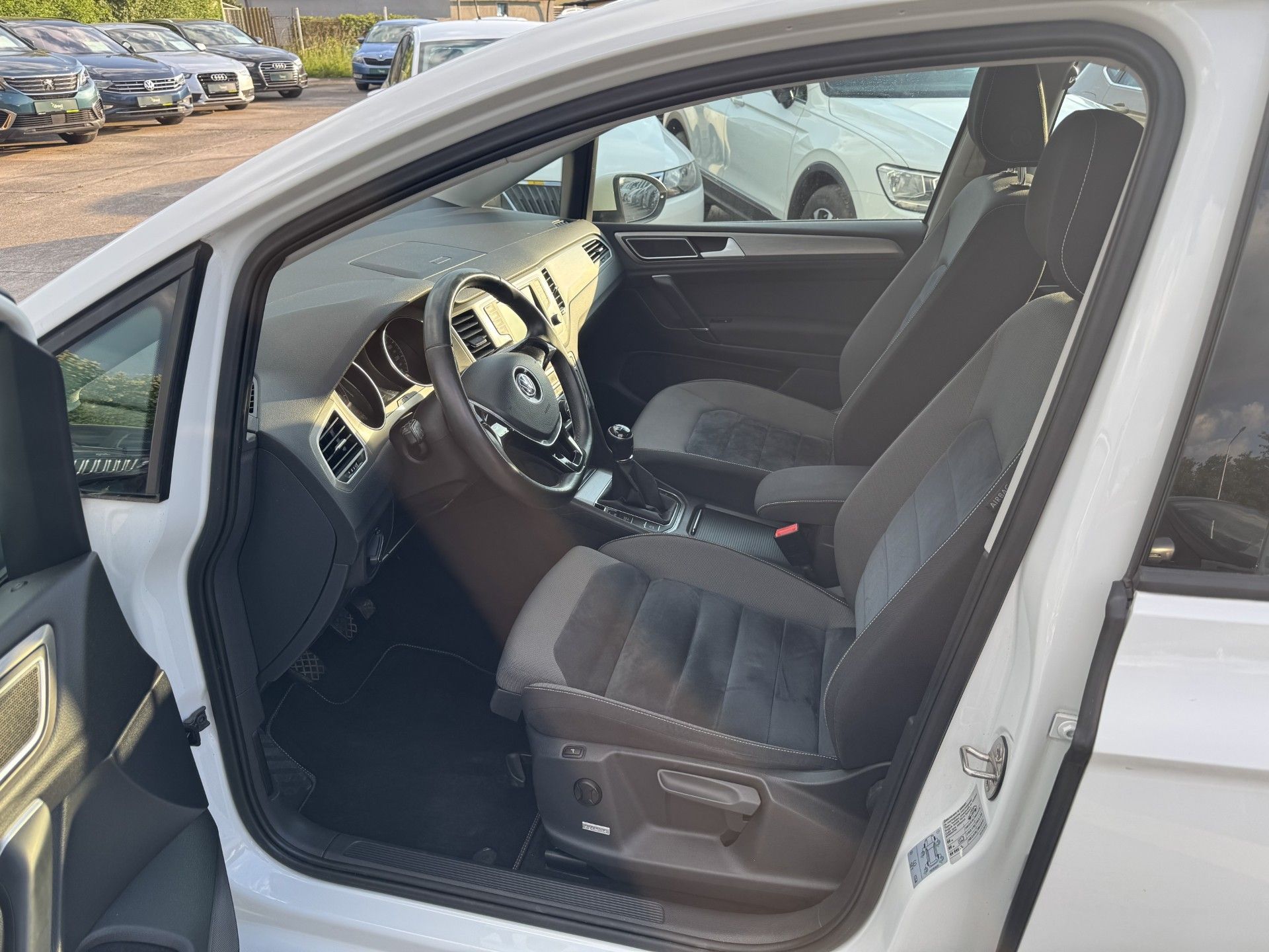Volkswagen Golf Sportsvan, 1.4 TSI 92 kW Comfortline - fotka 6