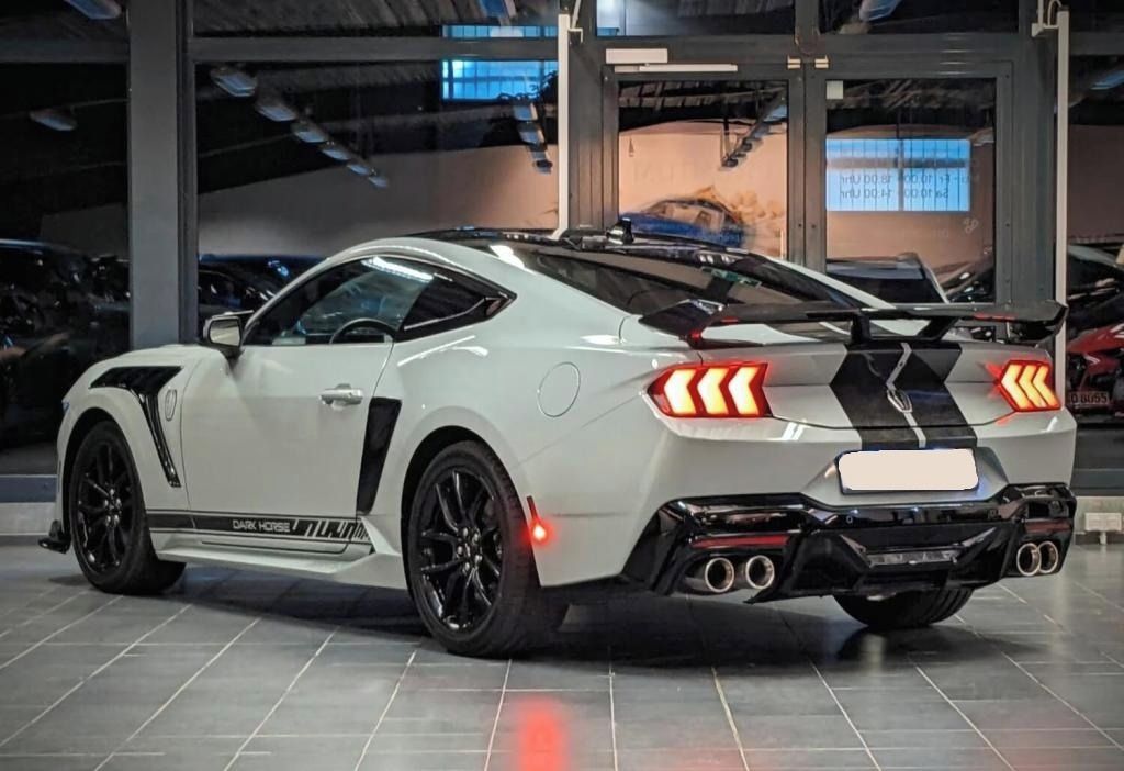 Ford Mustang, Dark Horse - fotka 4
