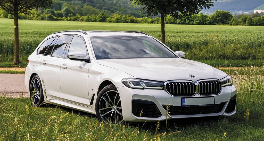 BMW Řada 5, BMW 540i xDrive | 245kW - fotka 2