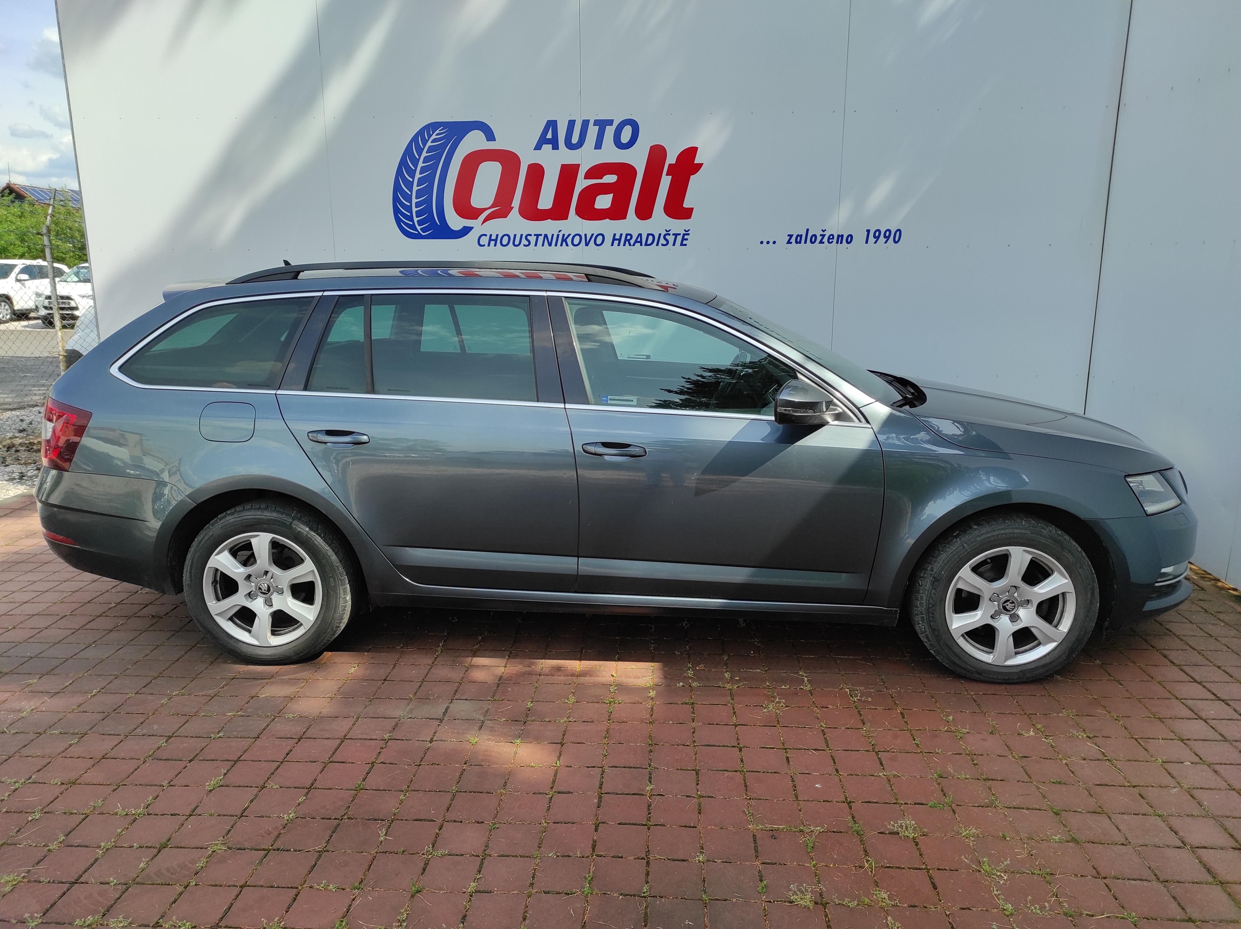 Škoda Octavia, Kombi 1.6 TDi STYLE, DSG, ČR - fotka 4