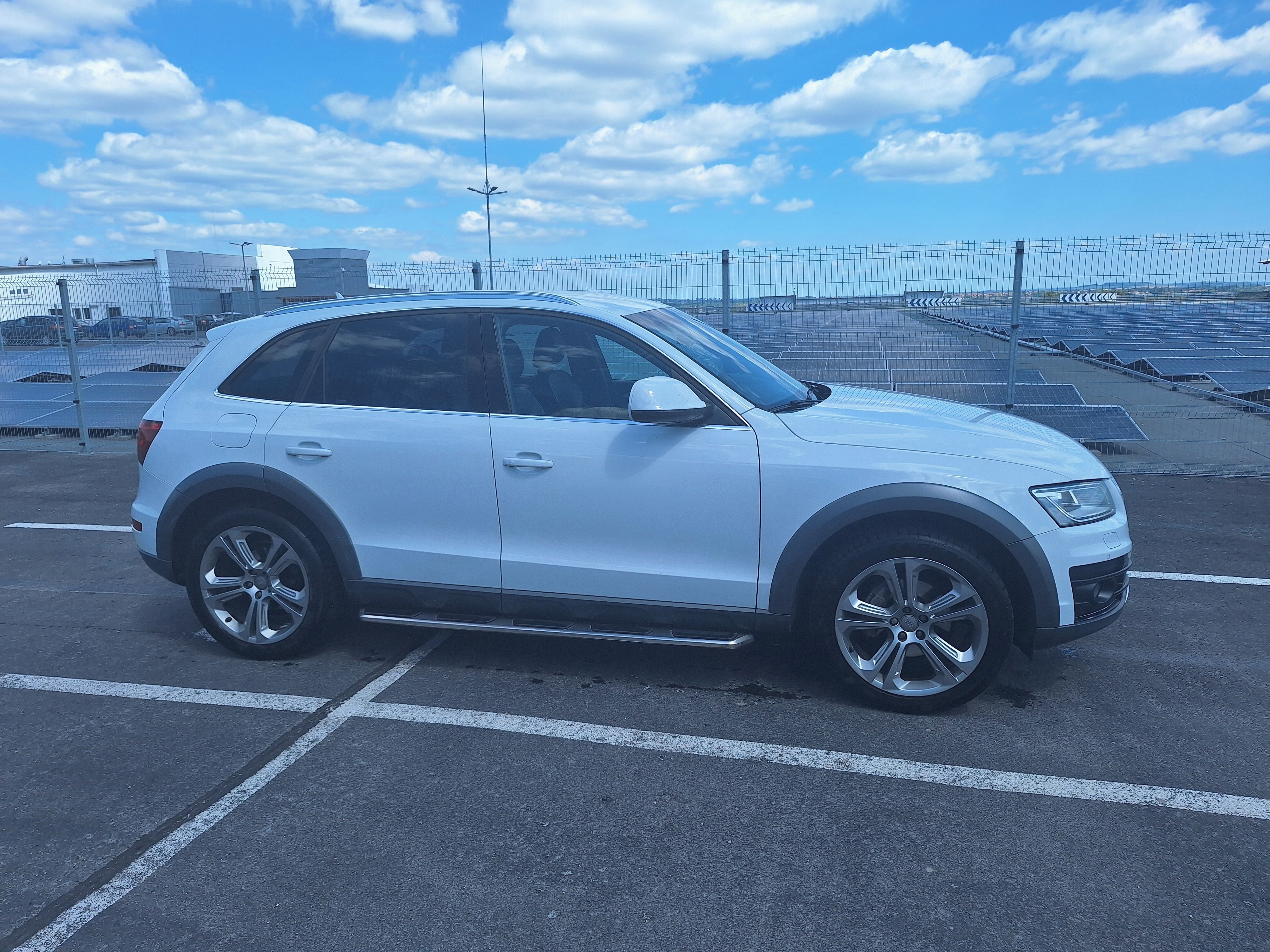 Audi Q5 - fotka 5