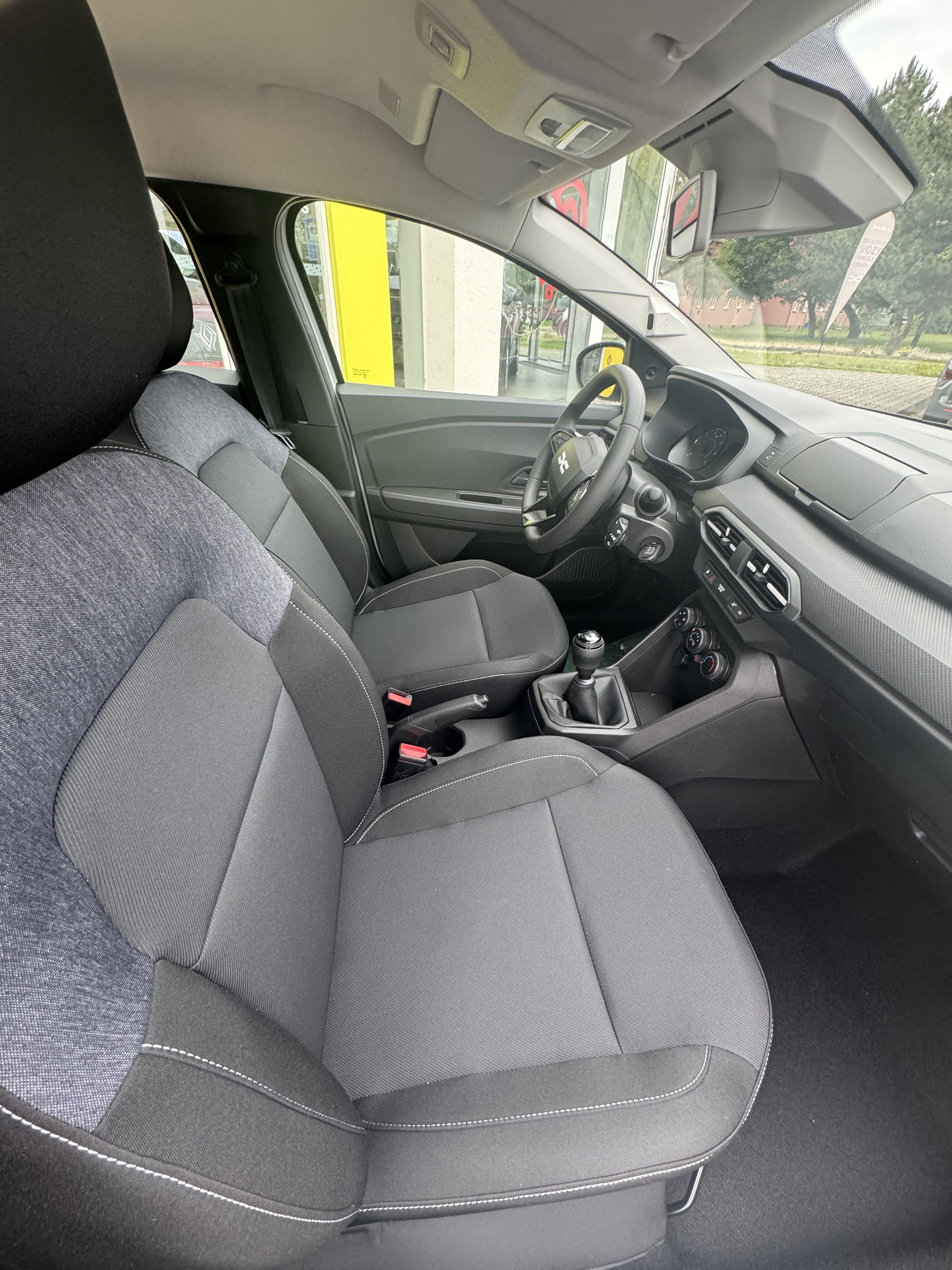 Dacia Sandero, Essential TCe 100 - fotka 6
