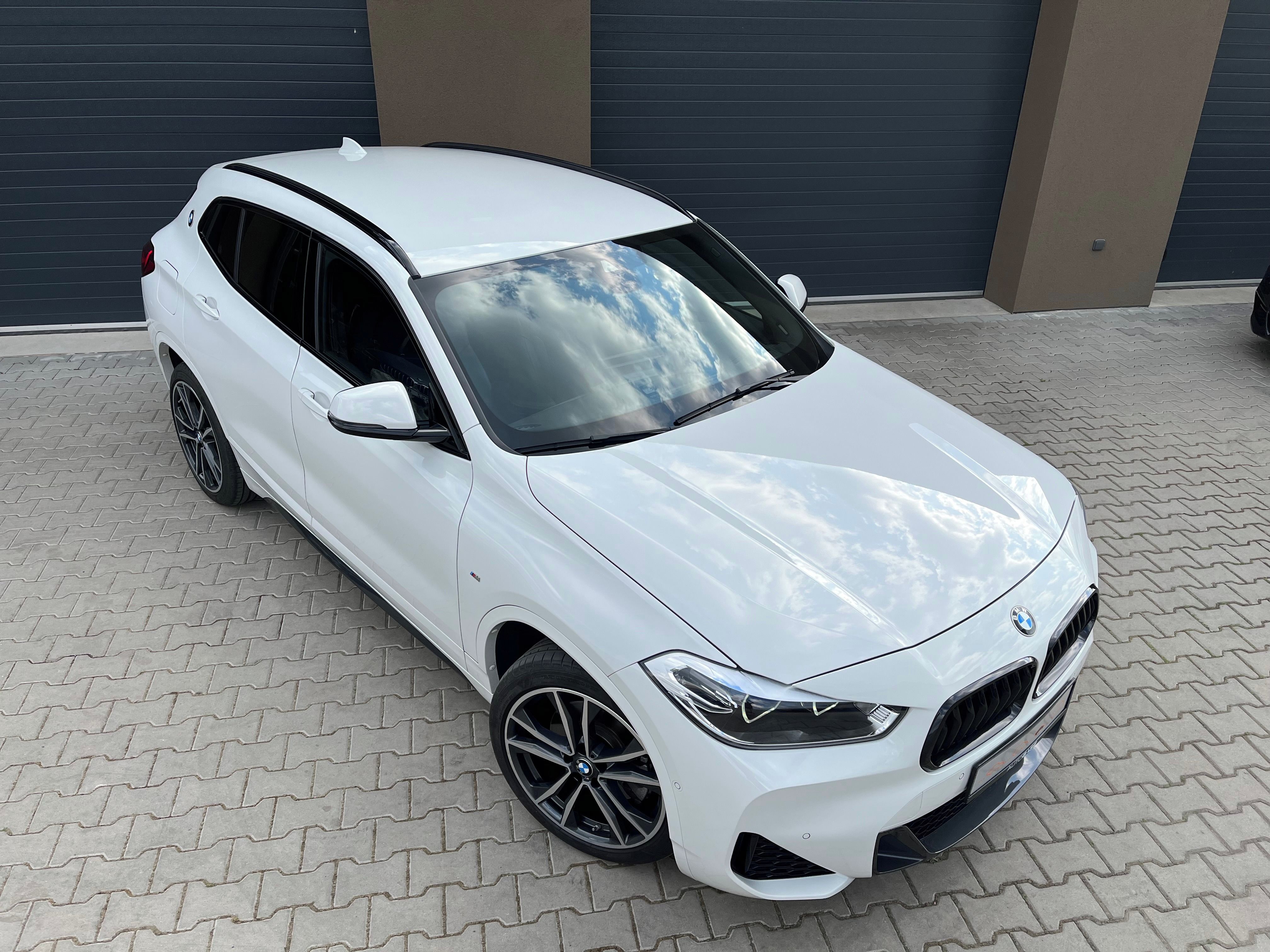 BMW X2, M-packet 140Kw,TZ,head-up - fotka 5