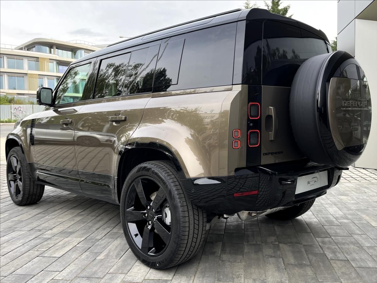 Land Rover Defender, 110 D250 X-DYNAMIC SE* - fotka 4