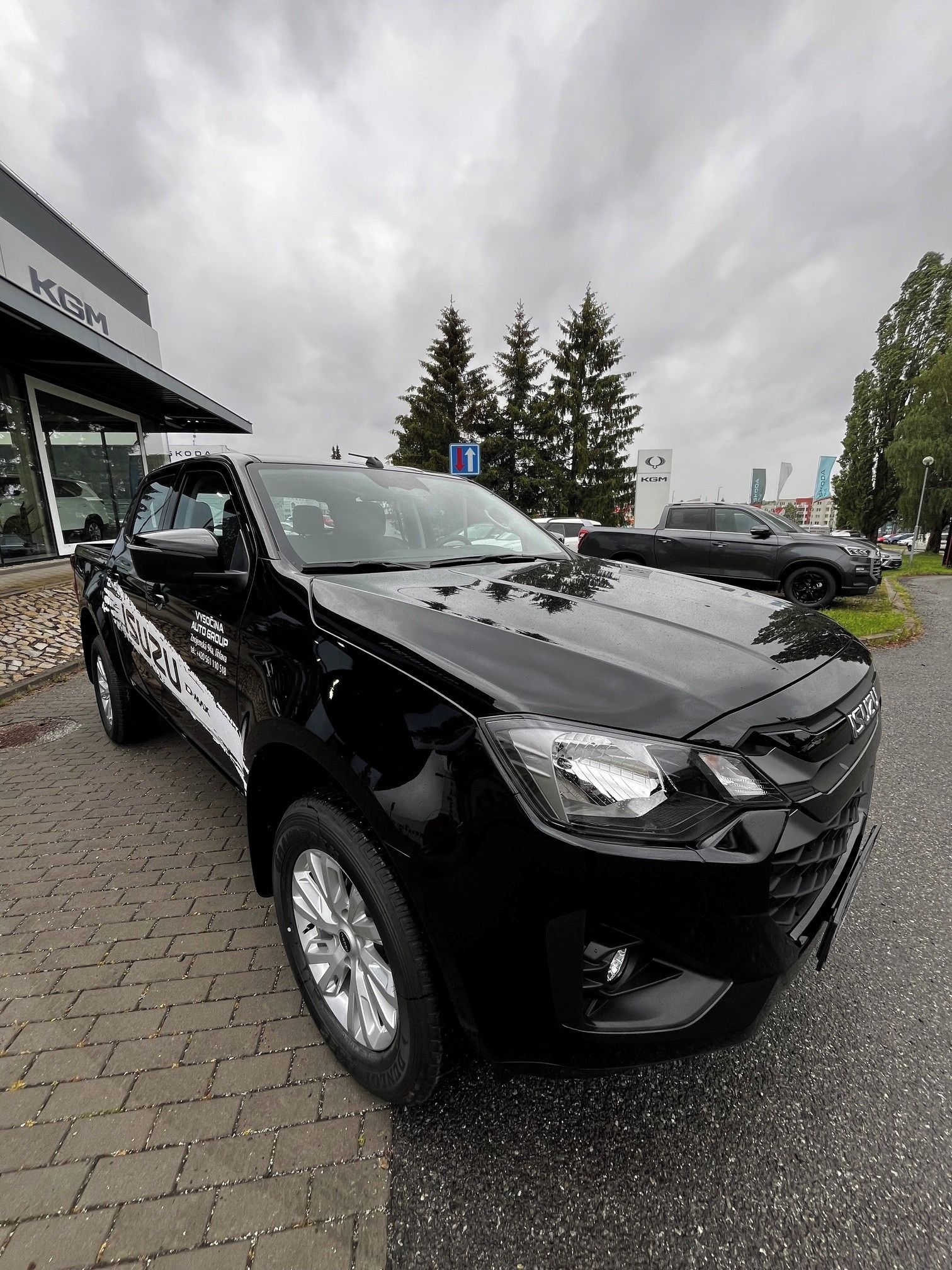 Isuzu D-Max, Double Cab 4x4 LS A/T - SLEVA - fotka 3