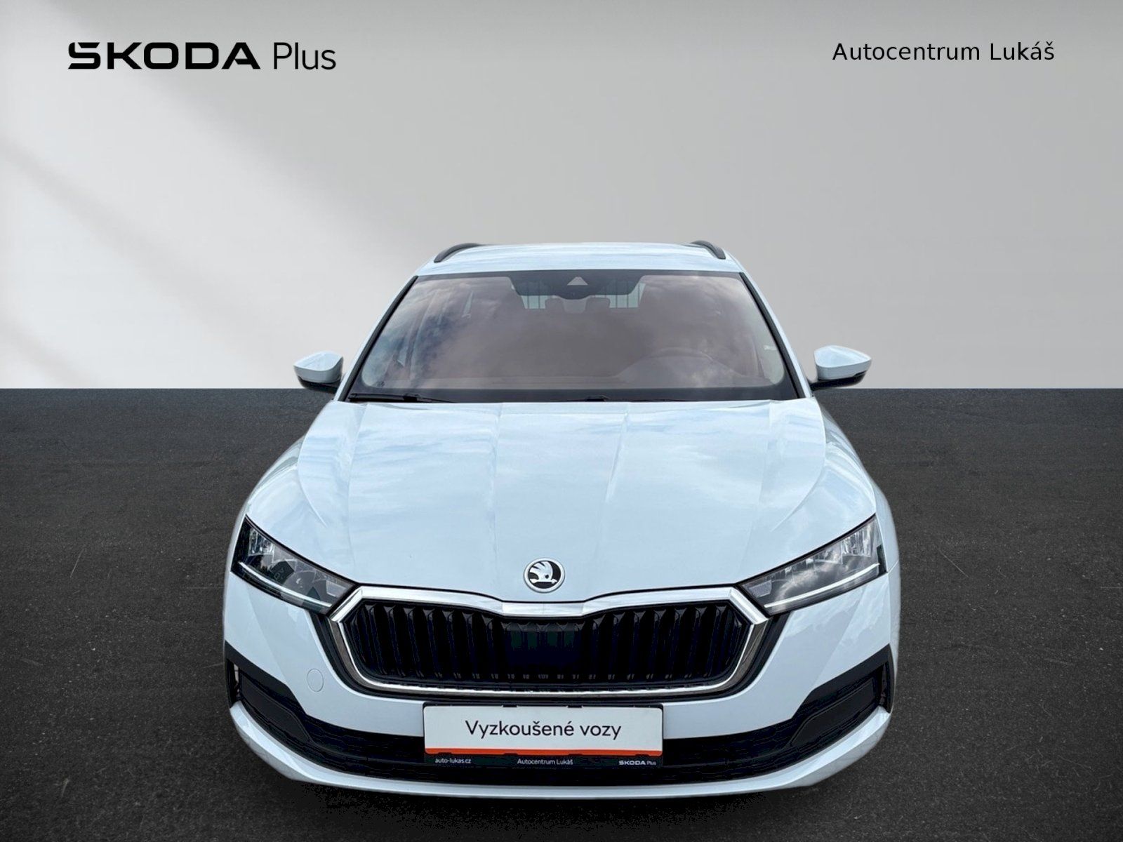 Škoda Octavia, OCTAVIA COM AMB TD 85/2.0 M6F - fotka 4