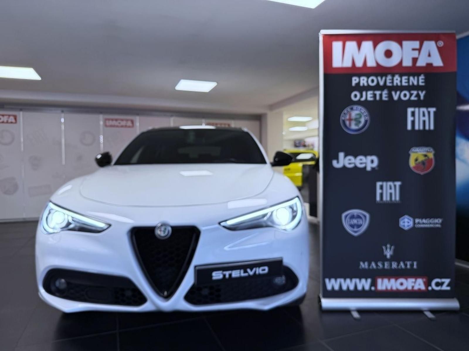 Alfa Romeo Stelvio, 2.2 JTDm 210k AT8 ZF Q4 4x4 - fotka 2