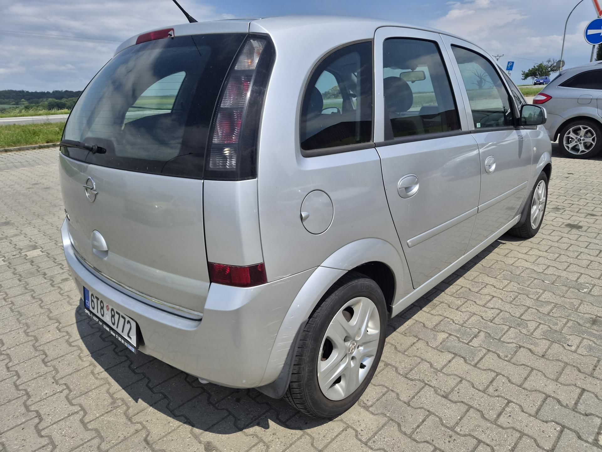 Opel Meriva, 1,4 16V - fotka 3