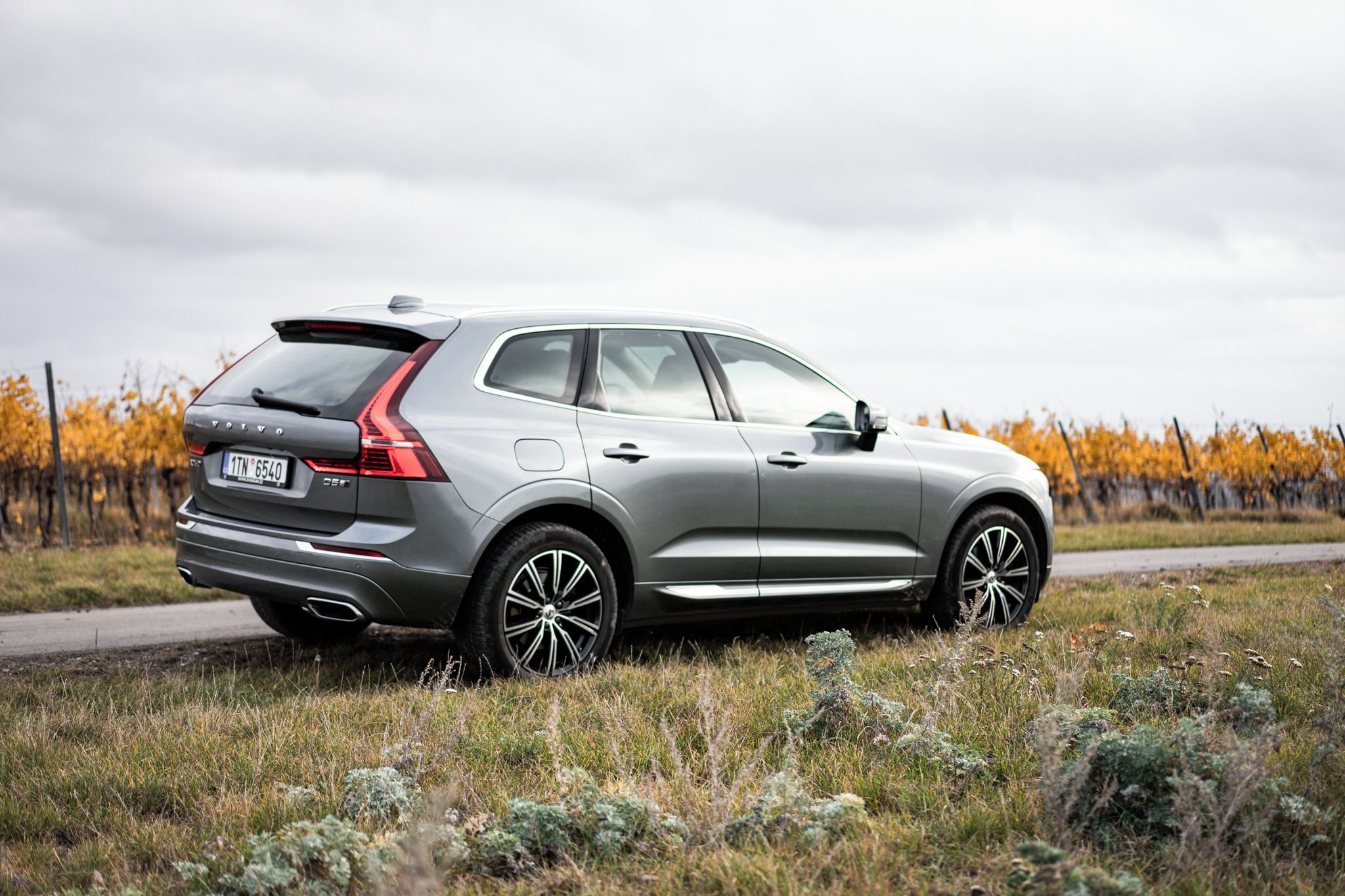 Volvo XC60 - fotka 2