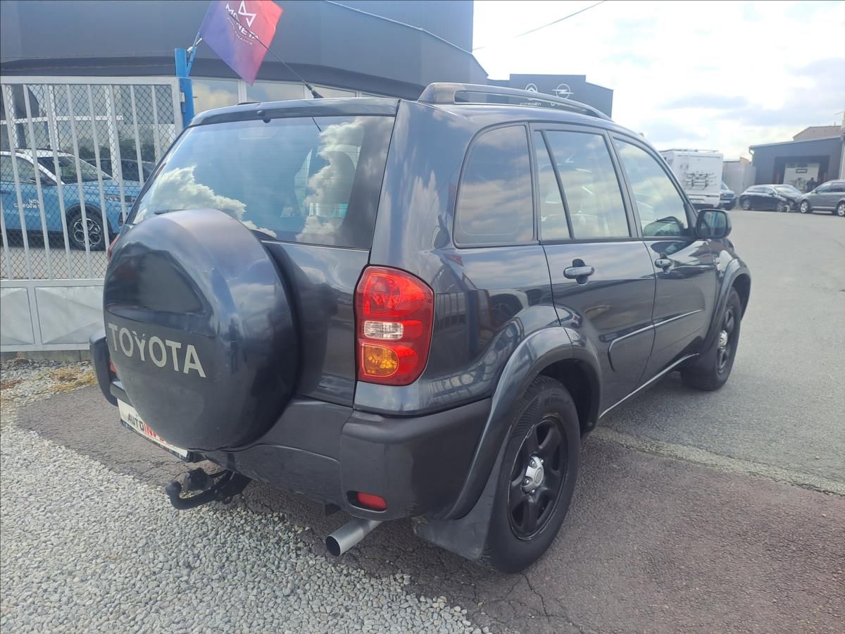 Toyota Rav4, 2,0 D-4D 4x4 - fotka 3
