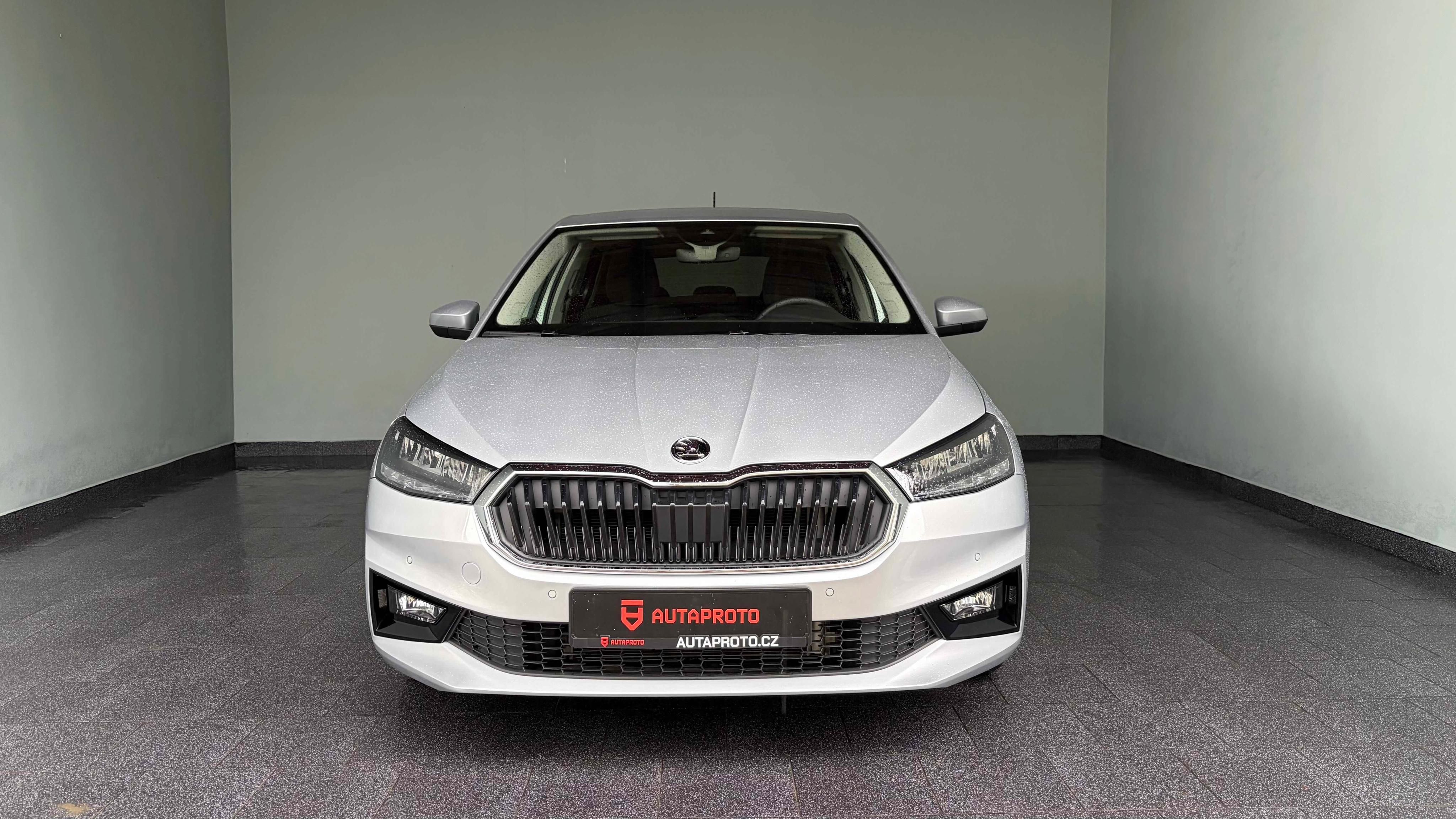 Škoda Fabia, 1.5TSi-DSG-ACC-Kessy-ZÁR5r/100 - fotka 2
