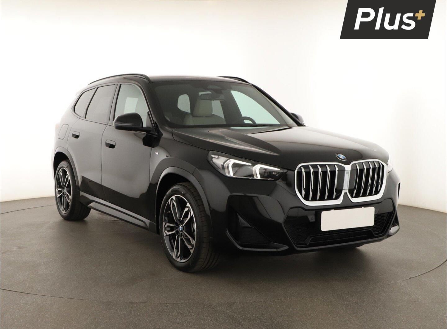 BMW X1, sDrive18i, Výhřev, Navi