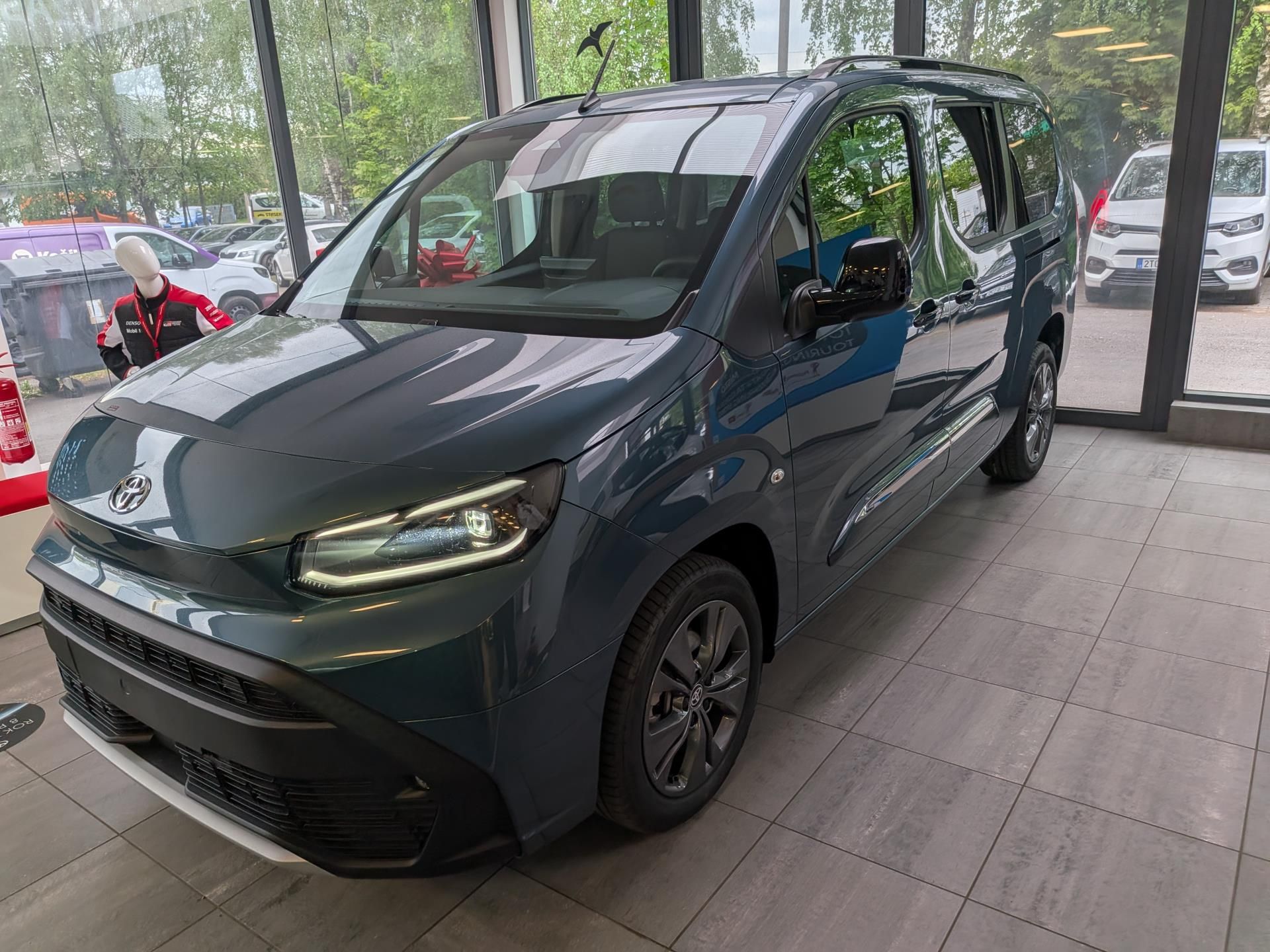 Toyota Proace City Verso, 1,5 Diesel Family 7S - fotka 3