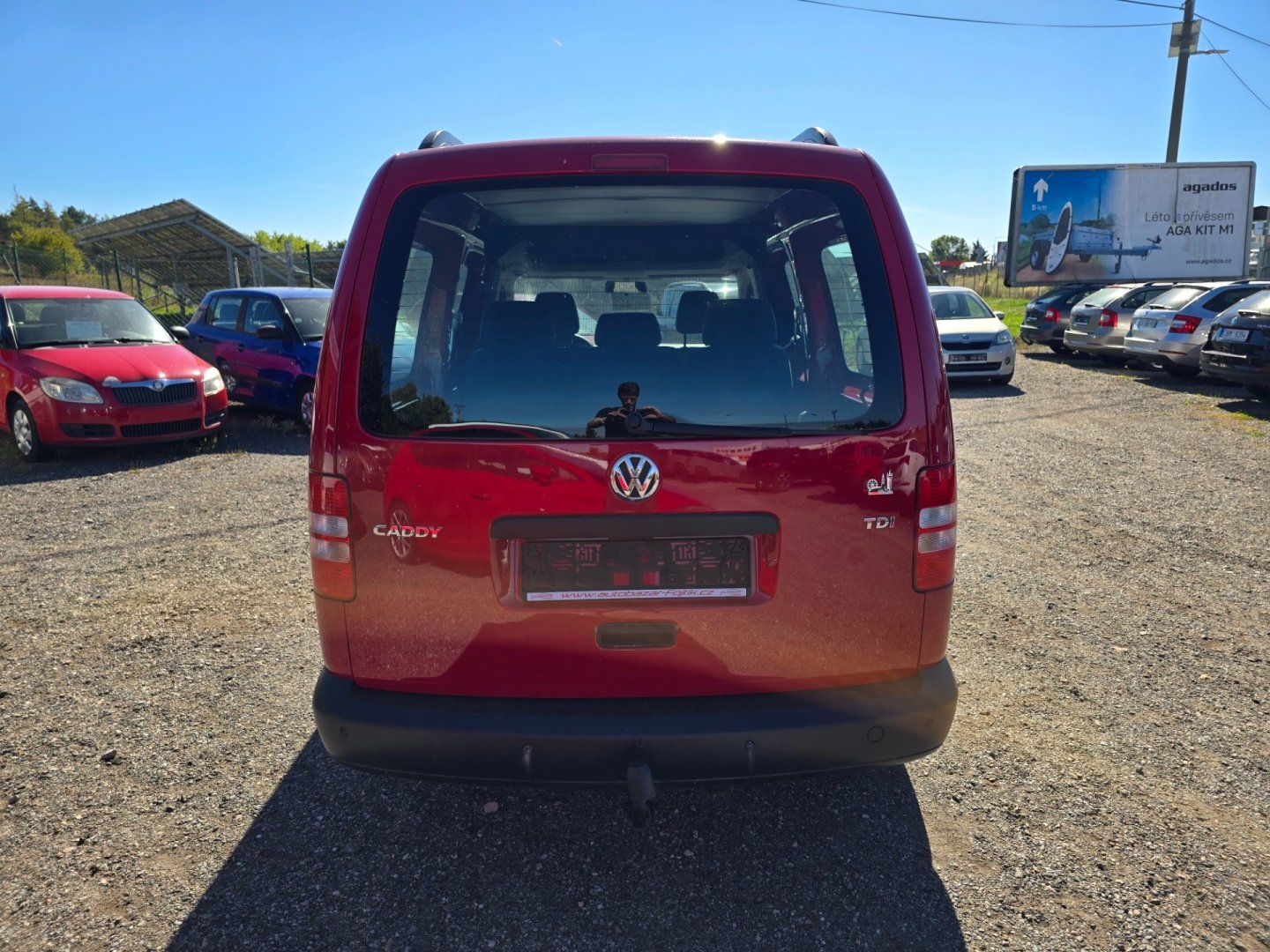 Volkswagen Caddy, 1.6 TDi 75KW,klima,tažné - fotka 6